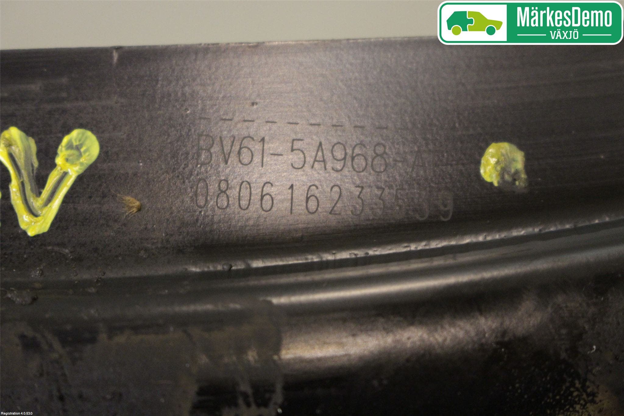 Ford FOCUS 15-18 Bärarm Bak Höger