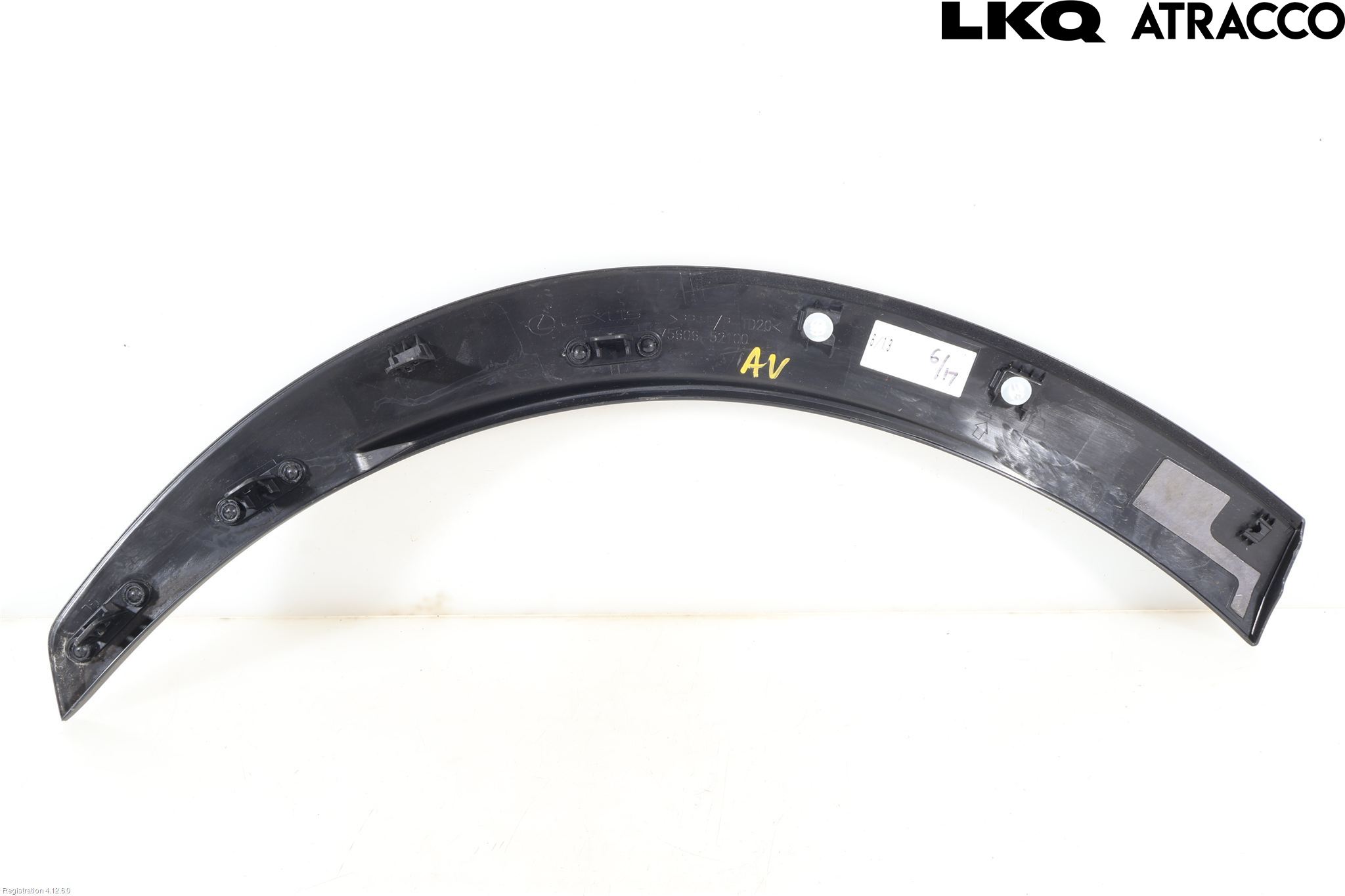 Lexus LBX 24- List Skärmkant