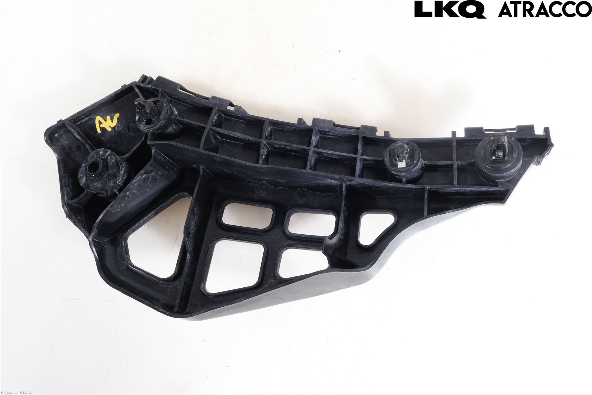 Toyota AURIS 13-19 Stötfångarfäste Fram Hö