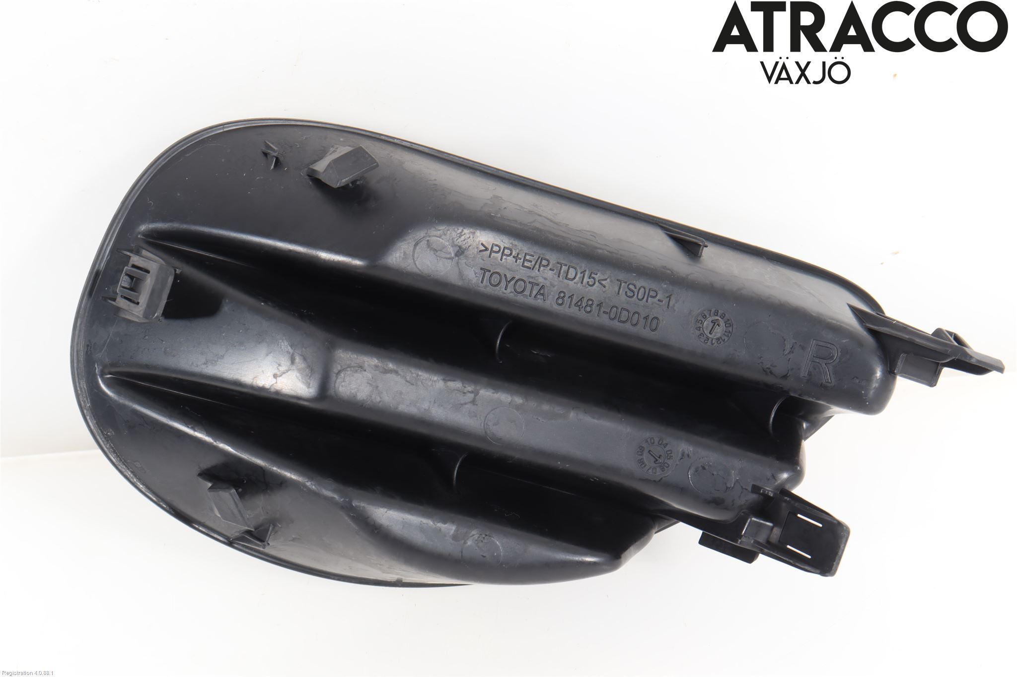 Toyota YARIS XP90 06-11 Stötfångardel Fram Hö