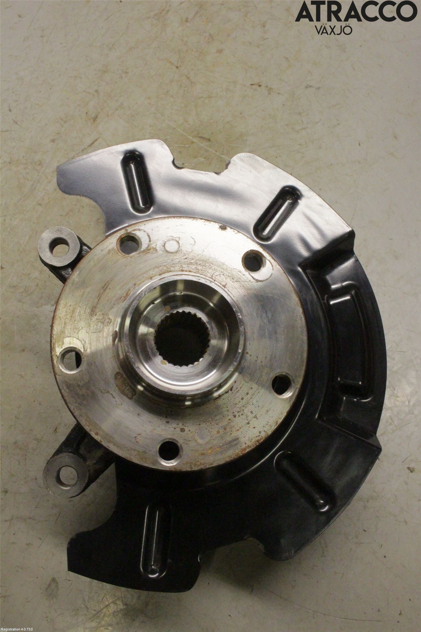 Suzuki VITARA 15- Styrspindel Lagerhus Vä