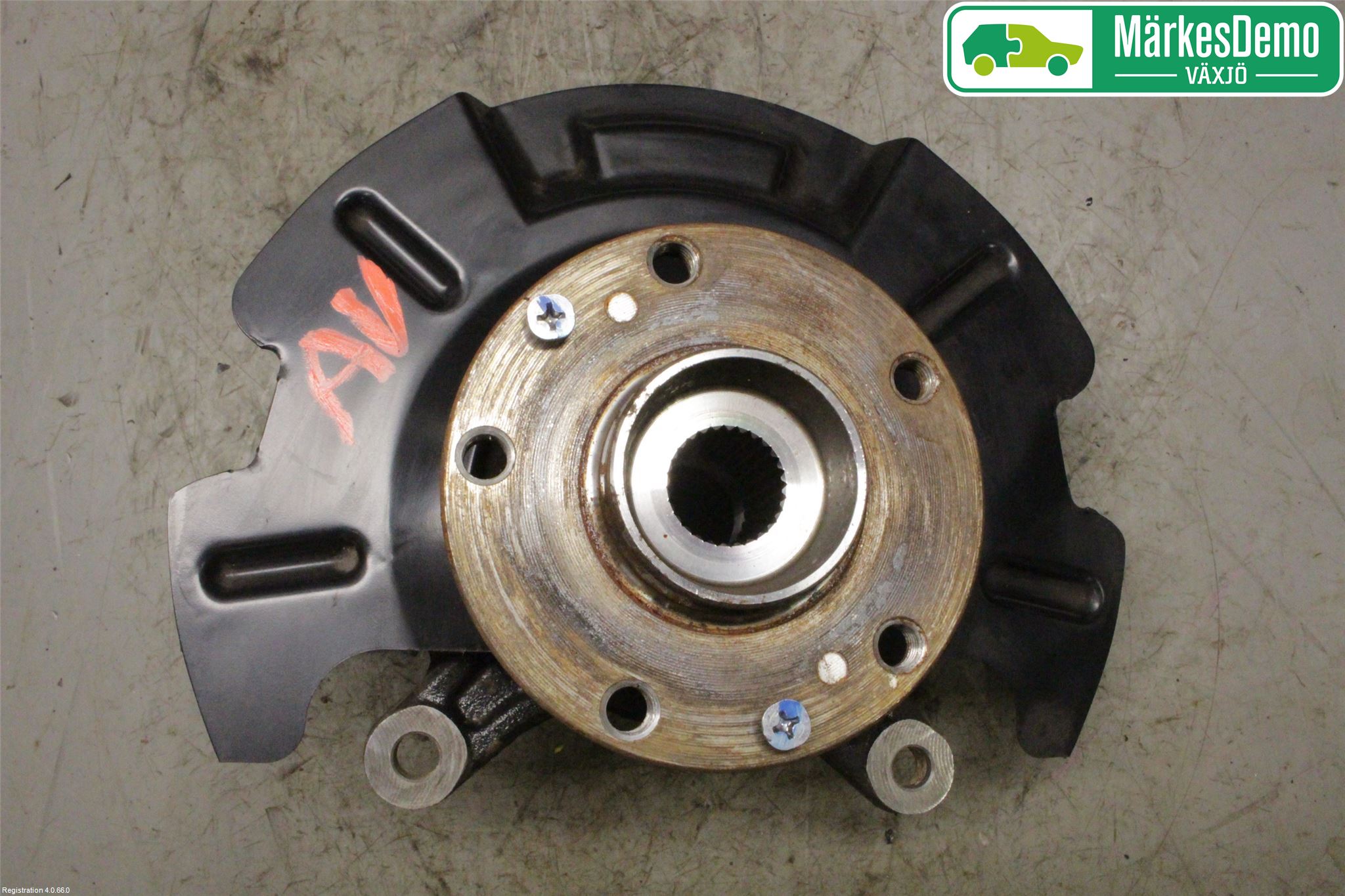 Suzuki VITARA 15- Styrspindel Lagerhus Vä