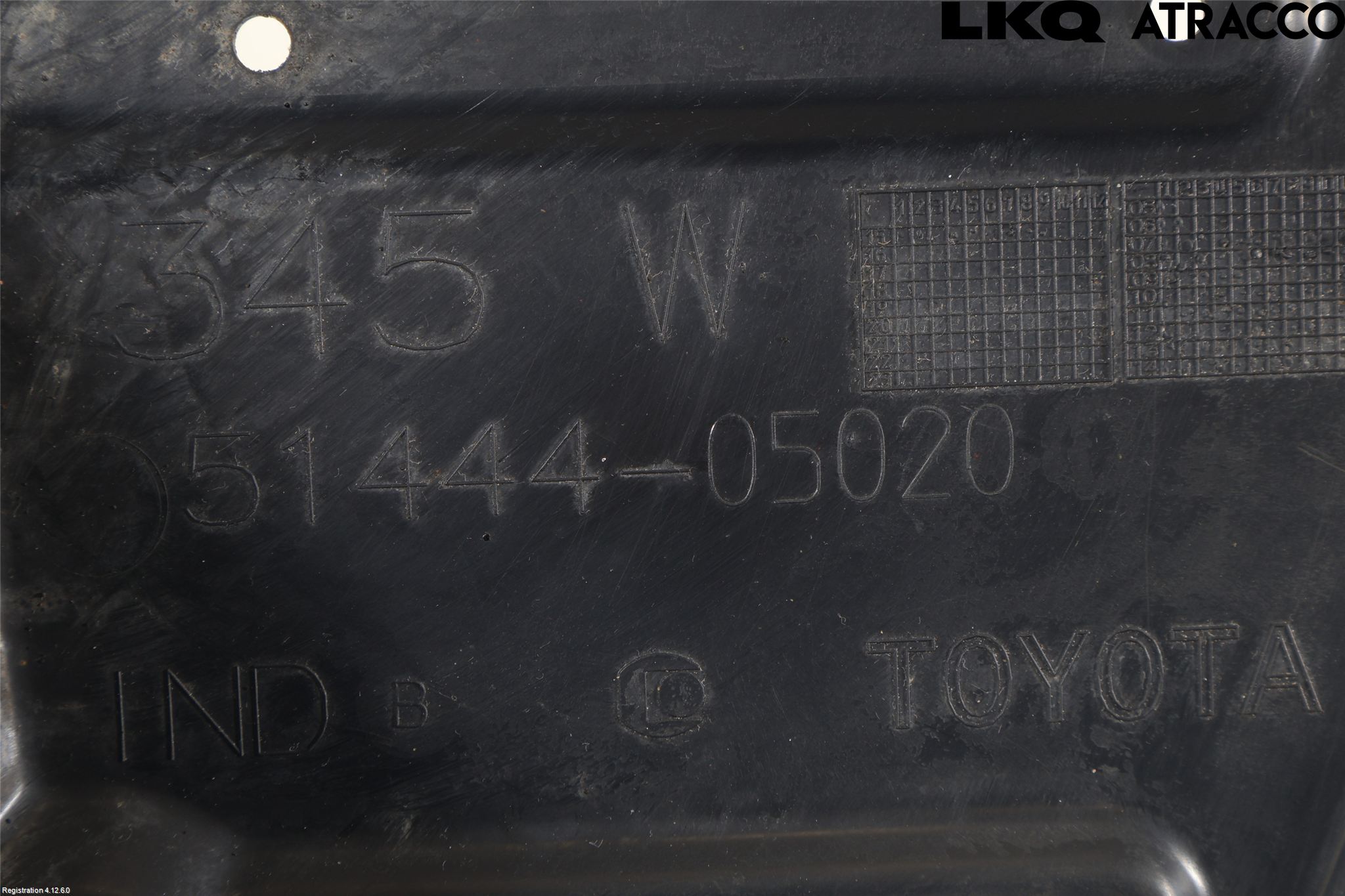 Toyota AURIS 13-19 Hasplåt Plåt-Plast