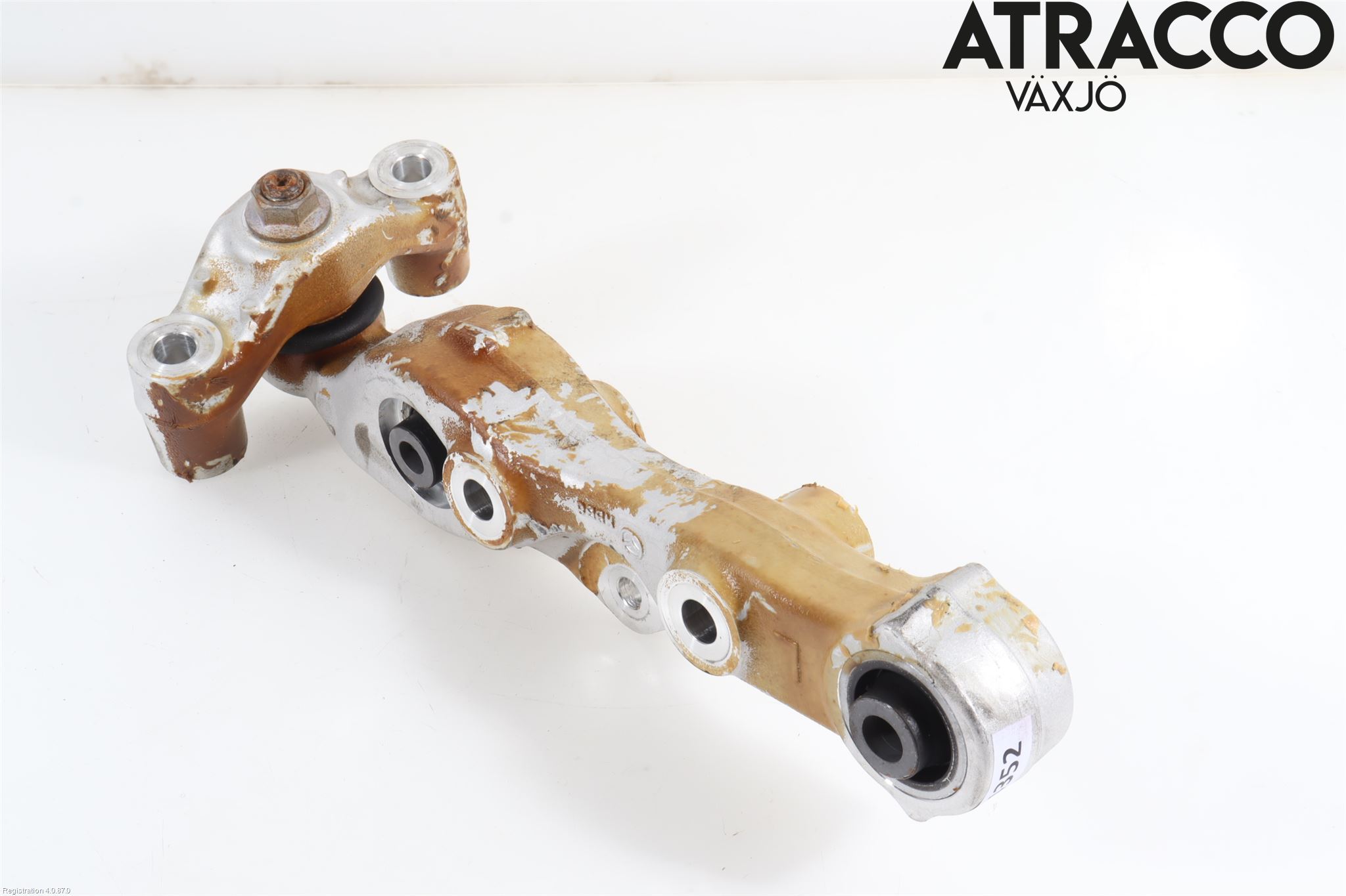 Mazda CX-60 22- Bärarm Fram Undre Vä