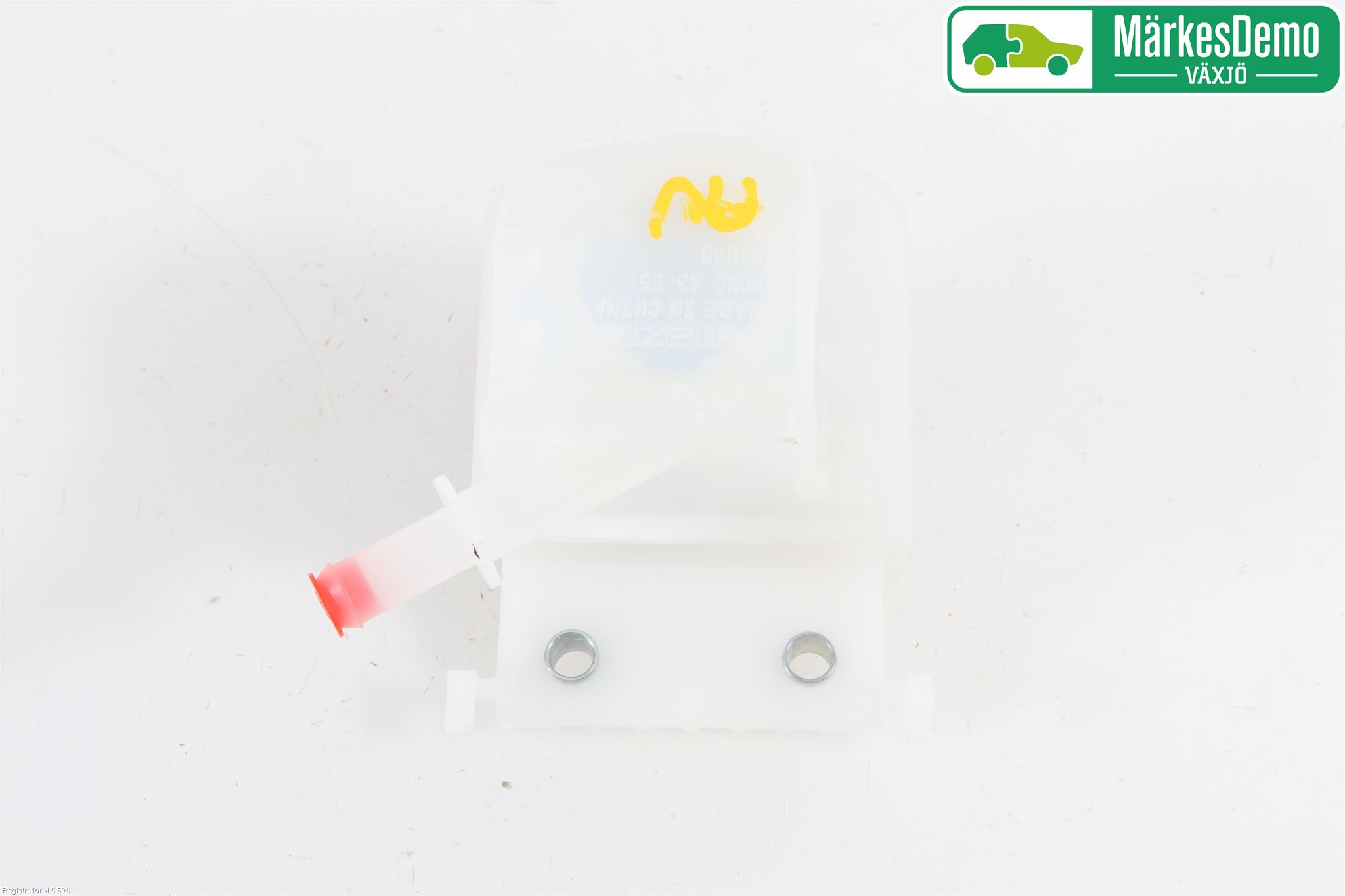 Mazda CX-30 20- Bromsvätskebehållare