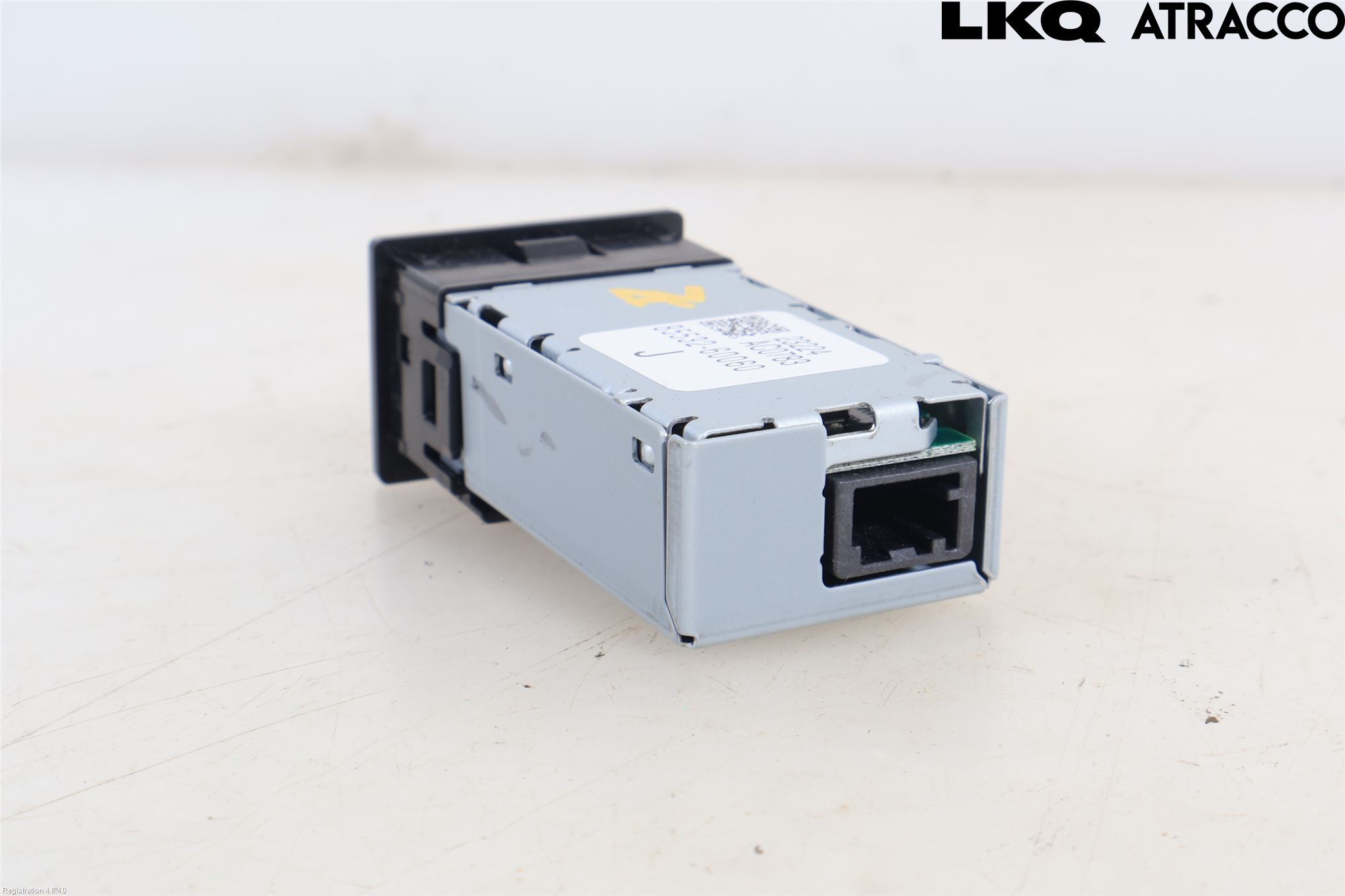 Toyota bZ4X EA10 22- Usb Connection