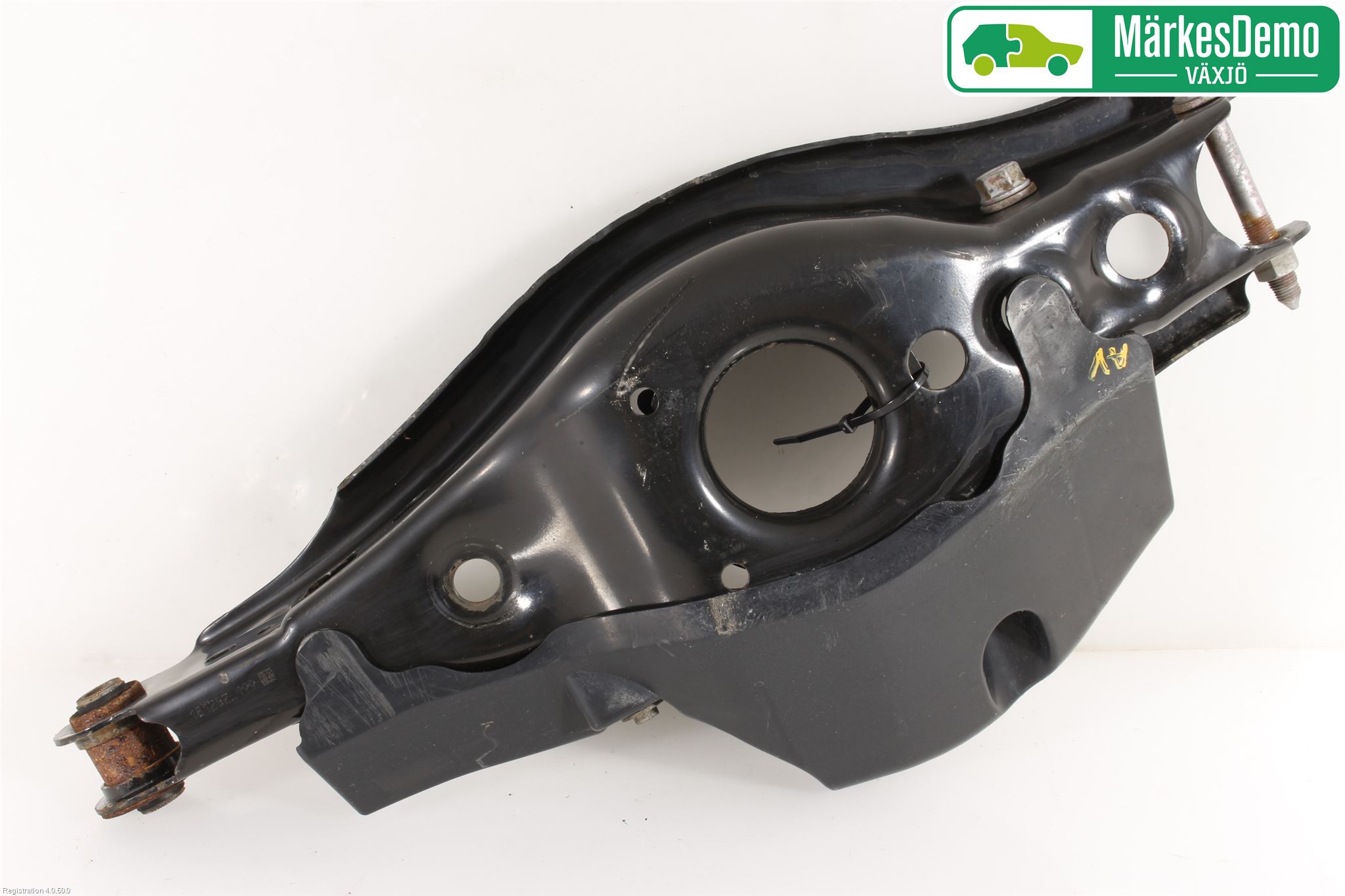Toyota AURIS 13-19 Bärarm Bak Höger