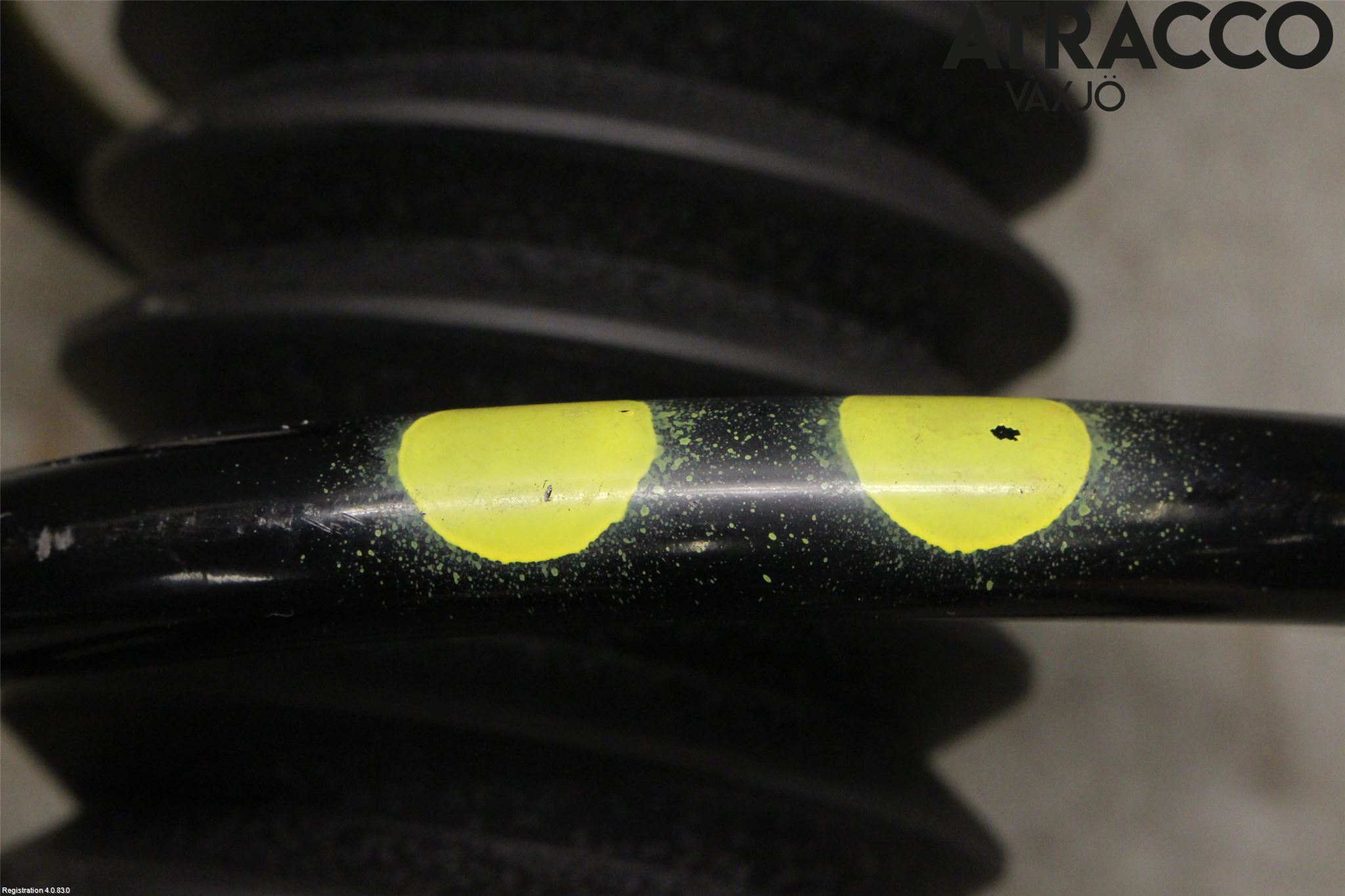 Suzuki VITARA 15- Fjäderben Fram Höger