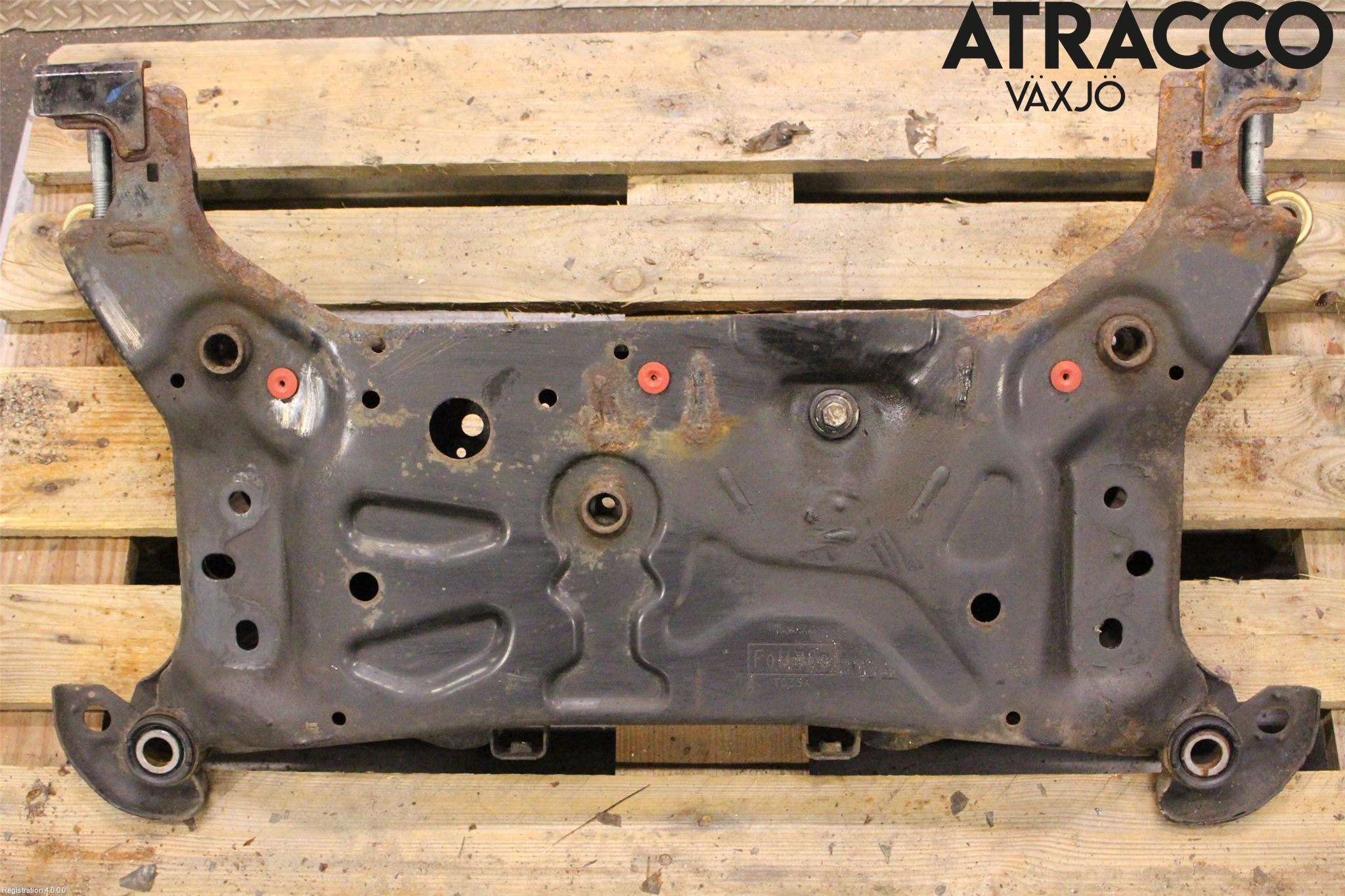 Ford KUGA 13-16 Framvagnsbalk