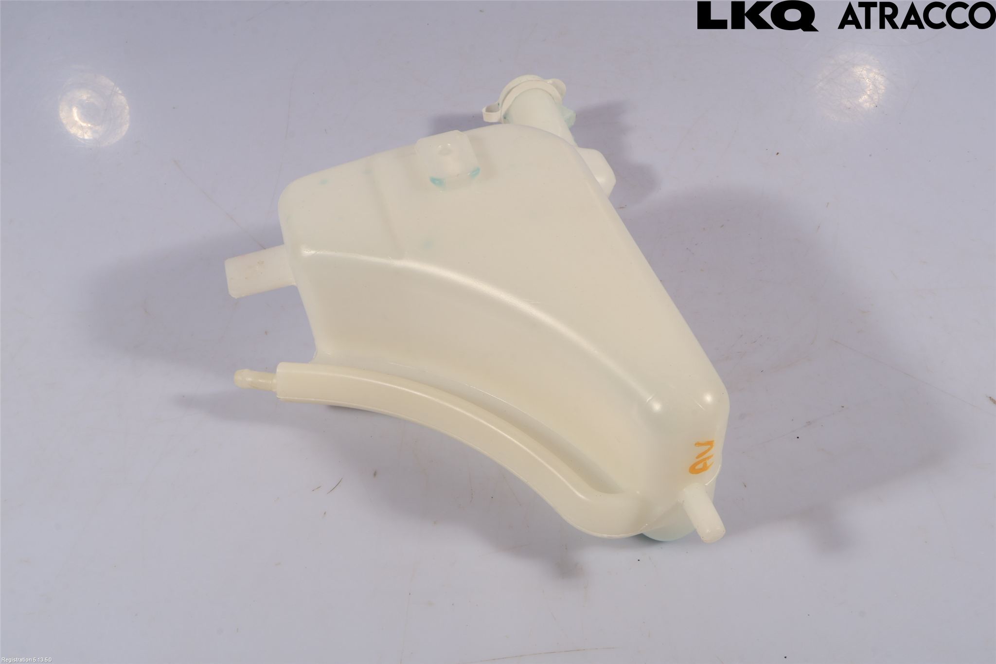 Mitsubishi OUTLANDER 13-21 Expansionstank