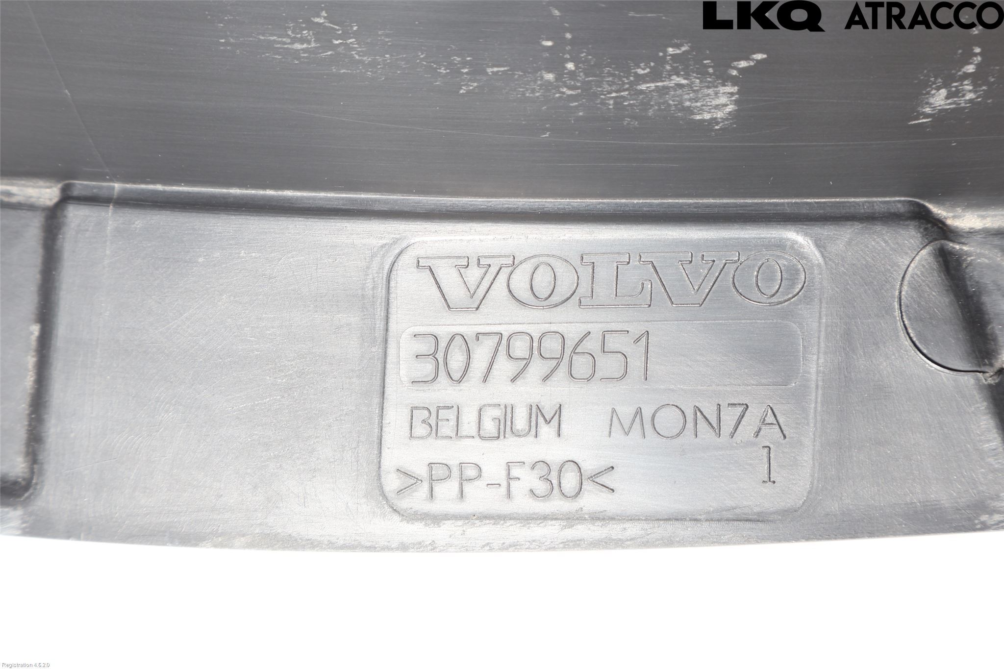 Volvo XC60 09-13 Torpedplåt-Torpedplast