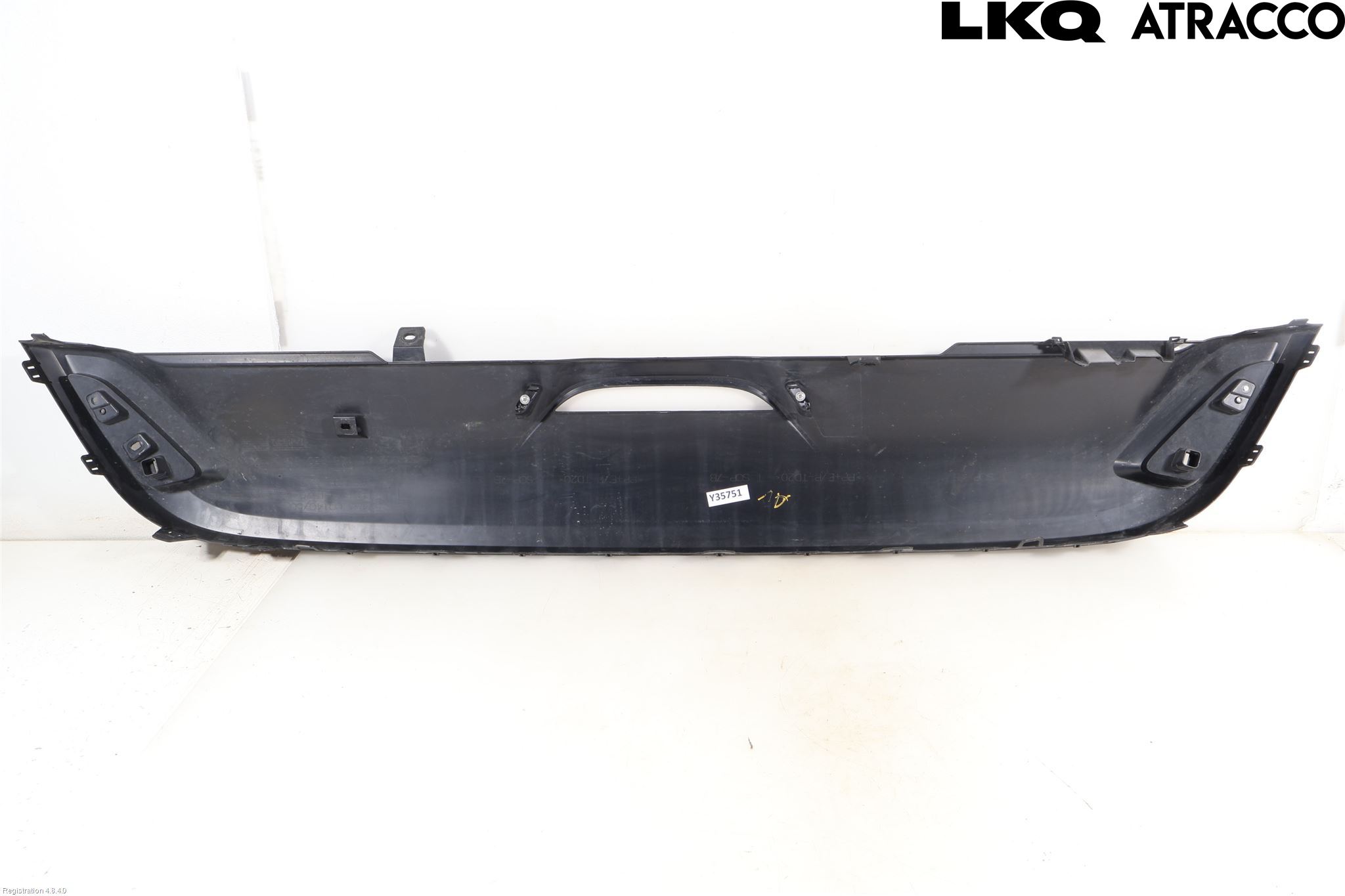Toyota AURIS 10-12 Stötfångardel Bak Mitt