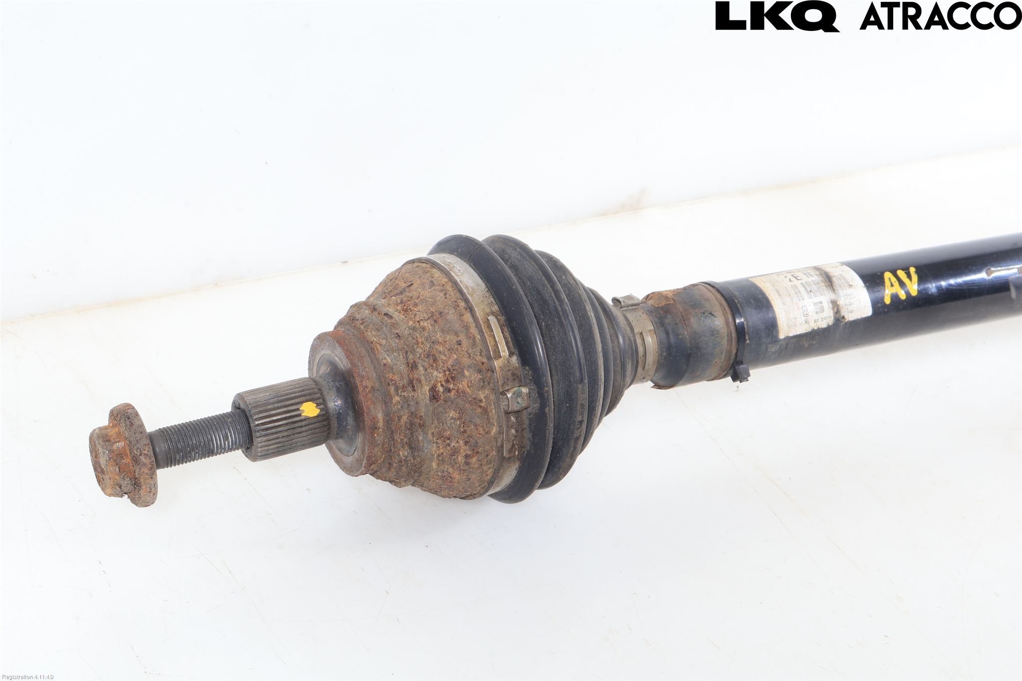Volkswagen VW CADDY      04-10 Drivaxel Fram Höger