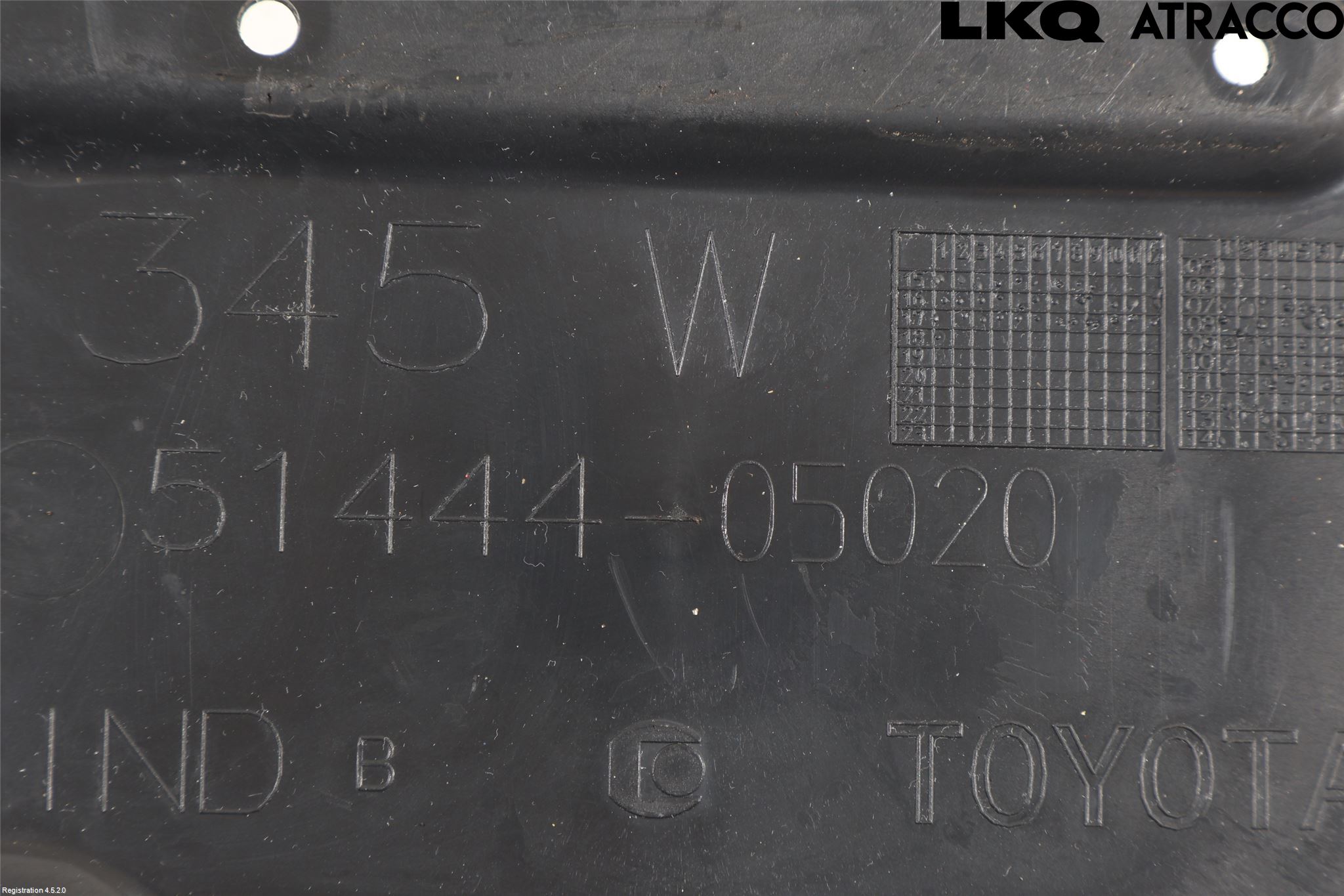 Toyota AURIS 13-19 Hasplåt Plåt-Plast