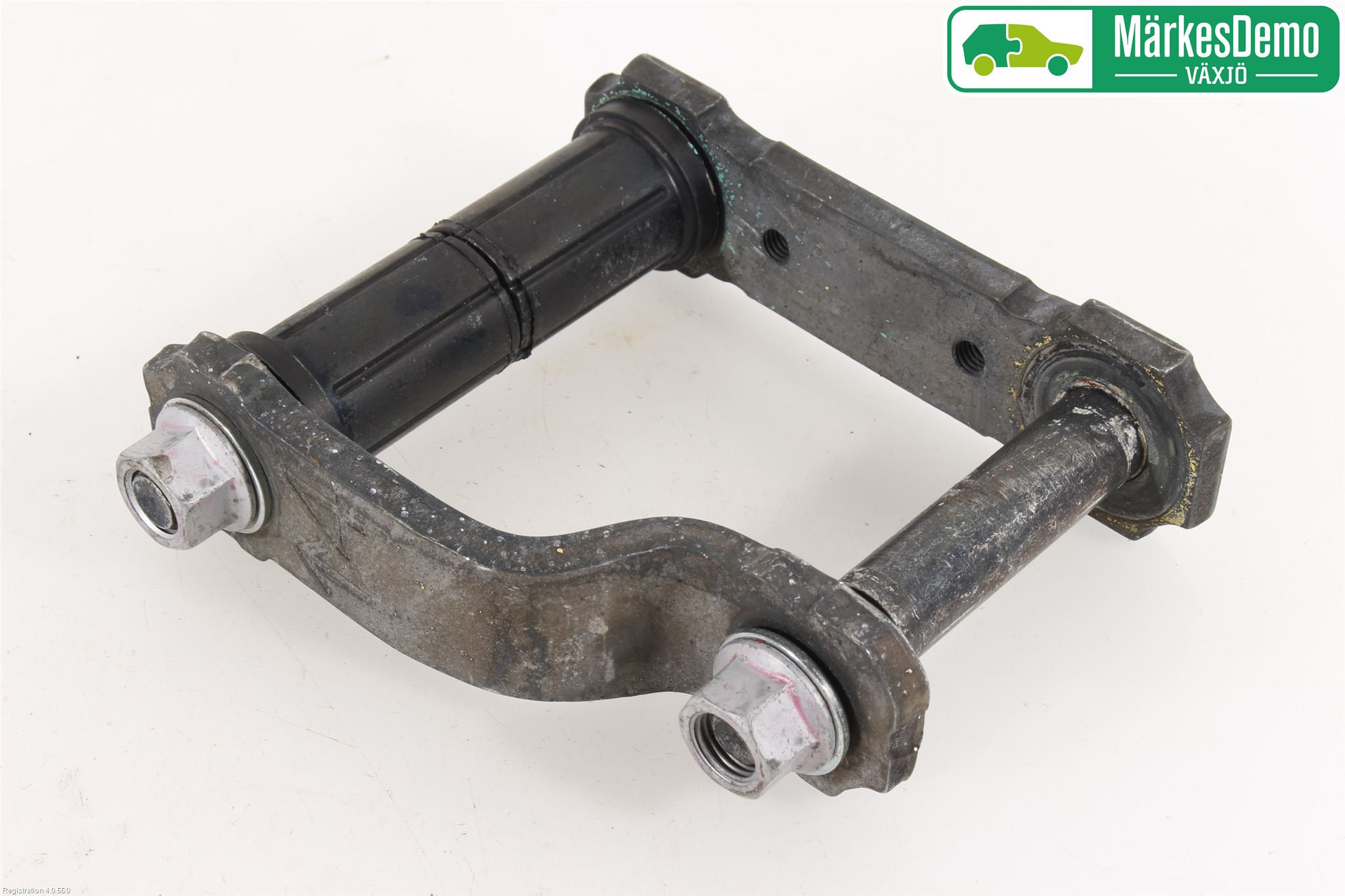 Toyota HILUX 16- Bladfjäderhänke Bak