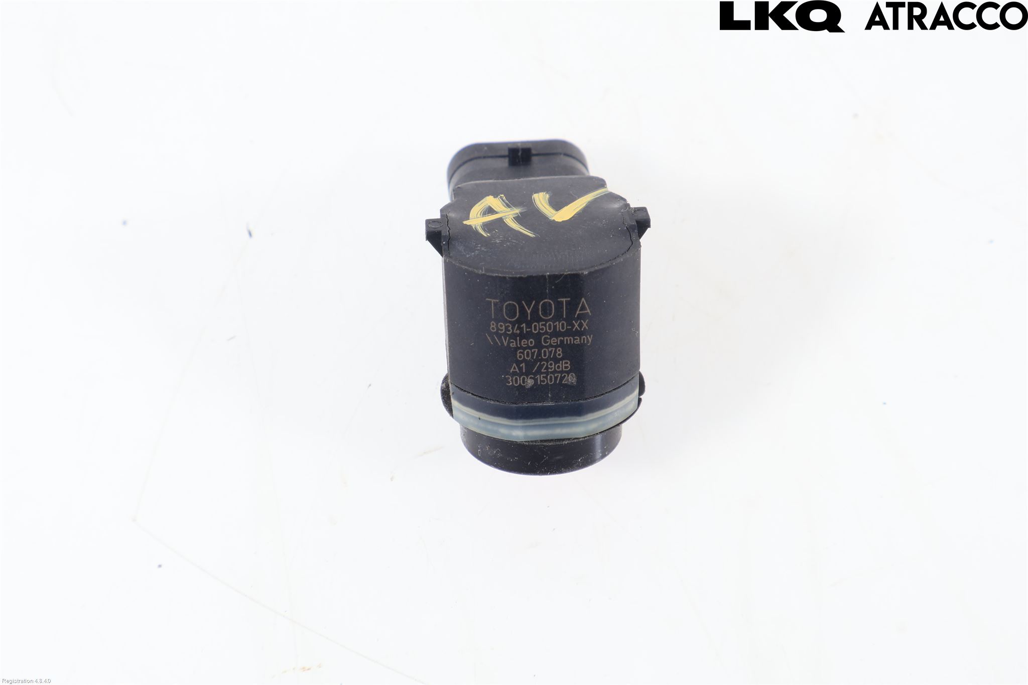 Toyota AURIS 13-19 Parkeringshjälp Frontsensor