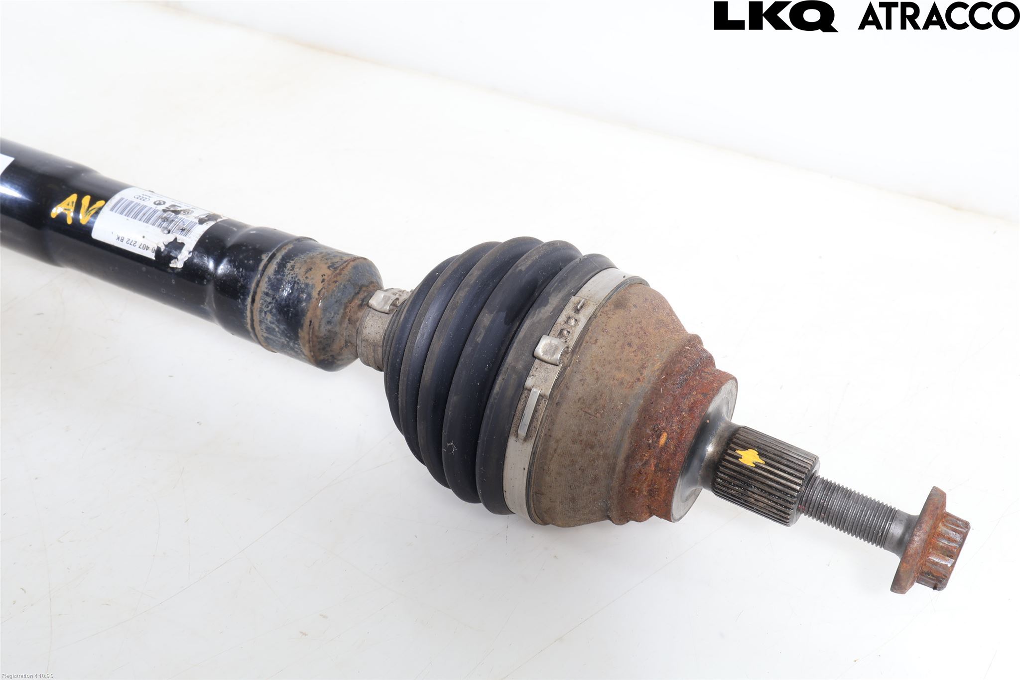 Volkswagen VW PASSAT 15-19 Drivaxel Fram Höger