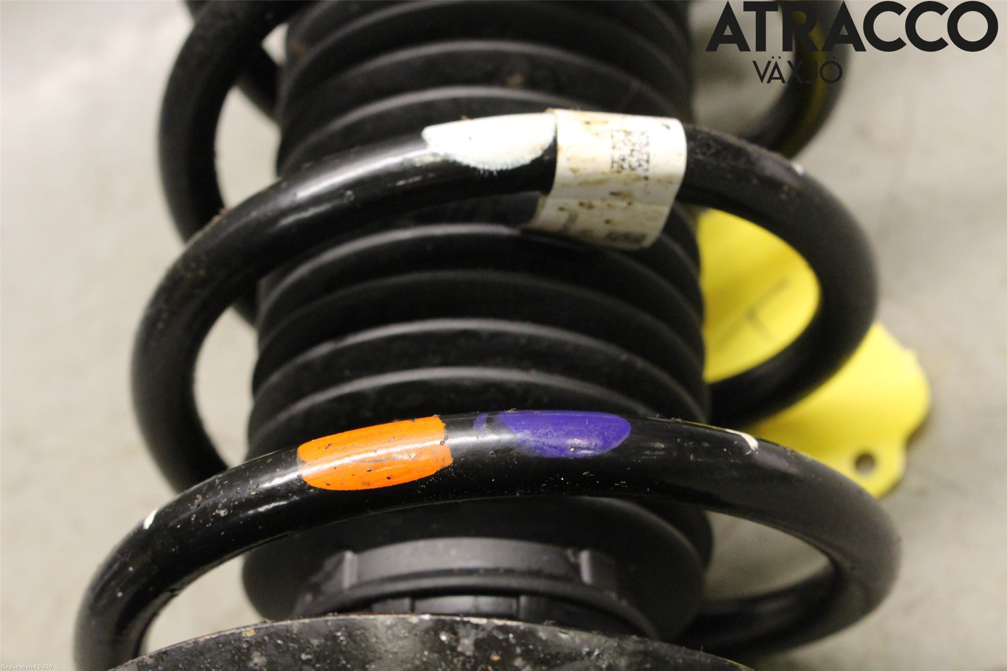 Hyundai i10 LA 20- Fjäderben Fram Höger