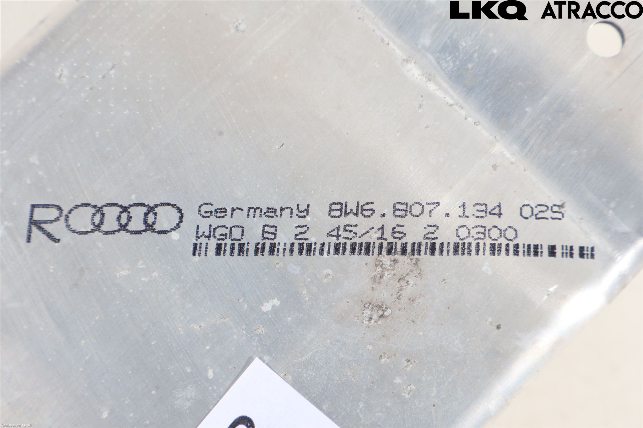 Audi A4/S4 B9 16-19 Stötfångarbärjärn Fram