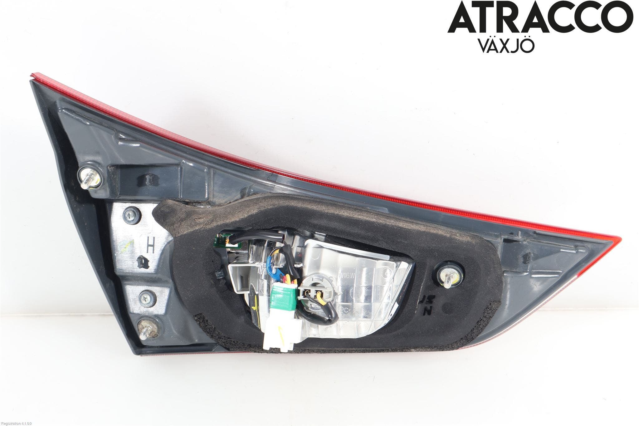 Toyota AURIS 13-19 Bakljus Lucka Hö