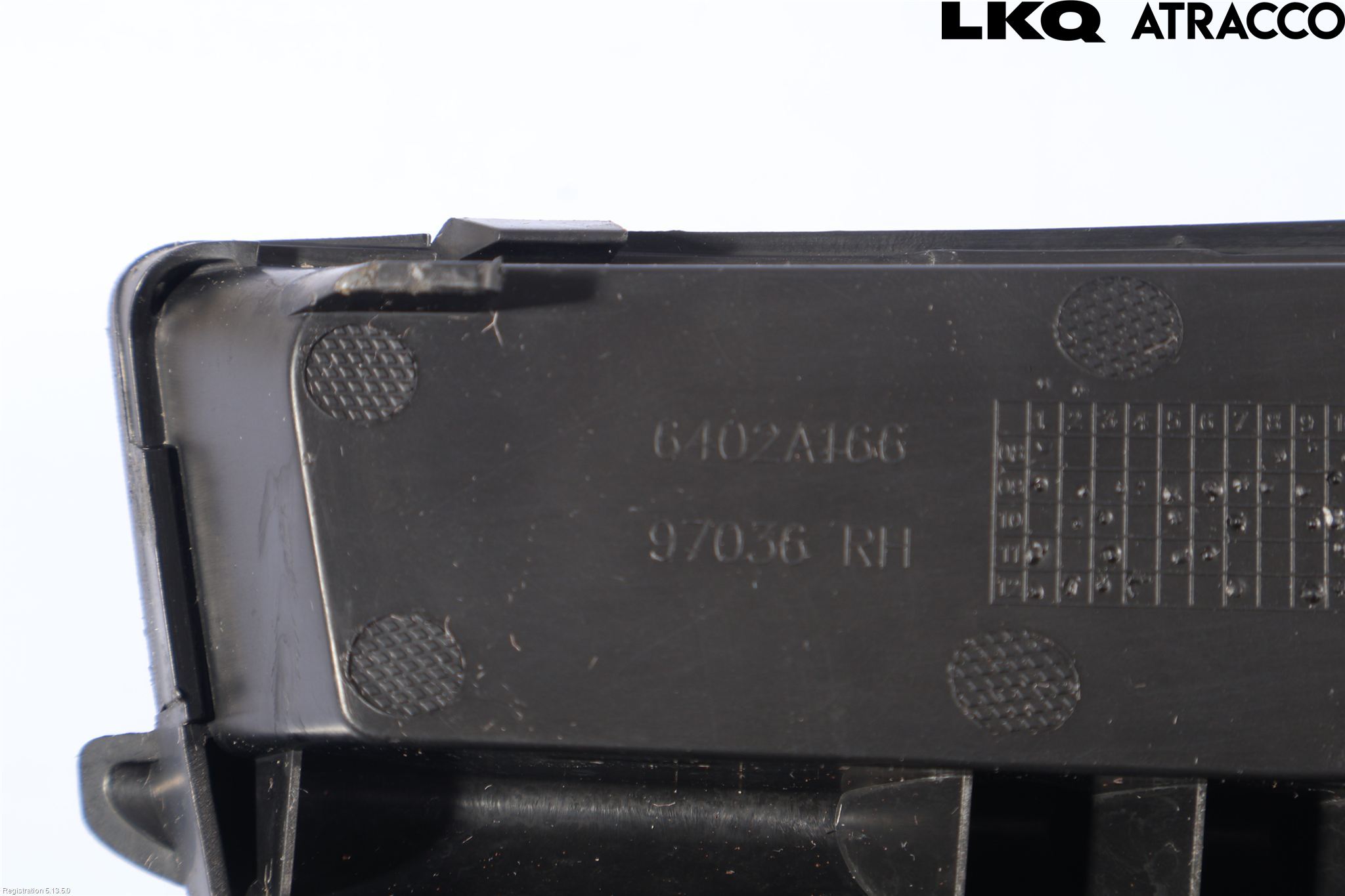 Mitsubishi COLT 09-13 Stötfångardel Fram Hö