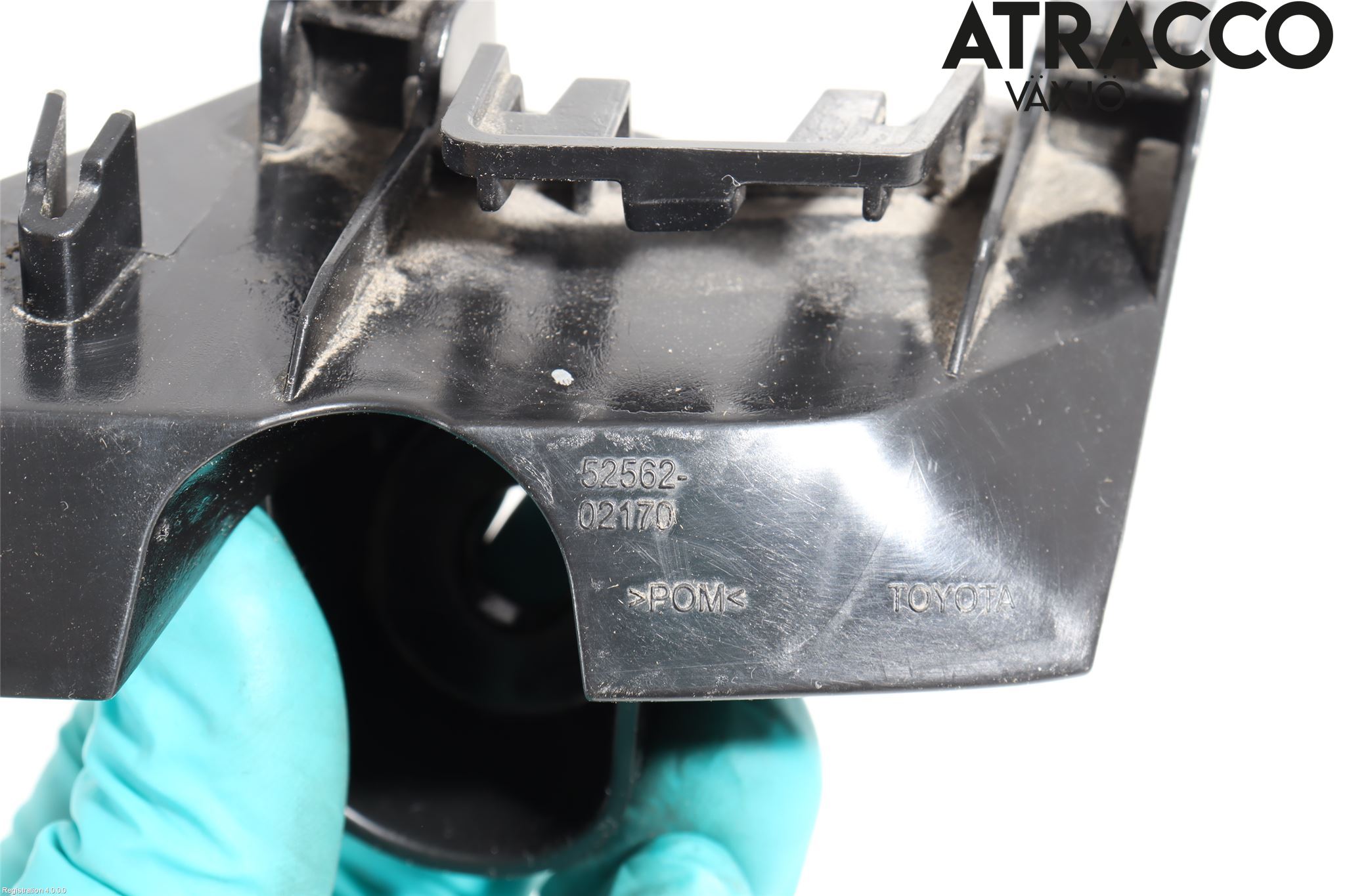 Toyota AURIS 13-19 Stötfångarfäste Bak Hö
