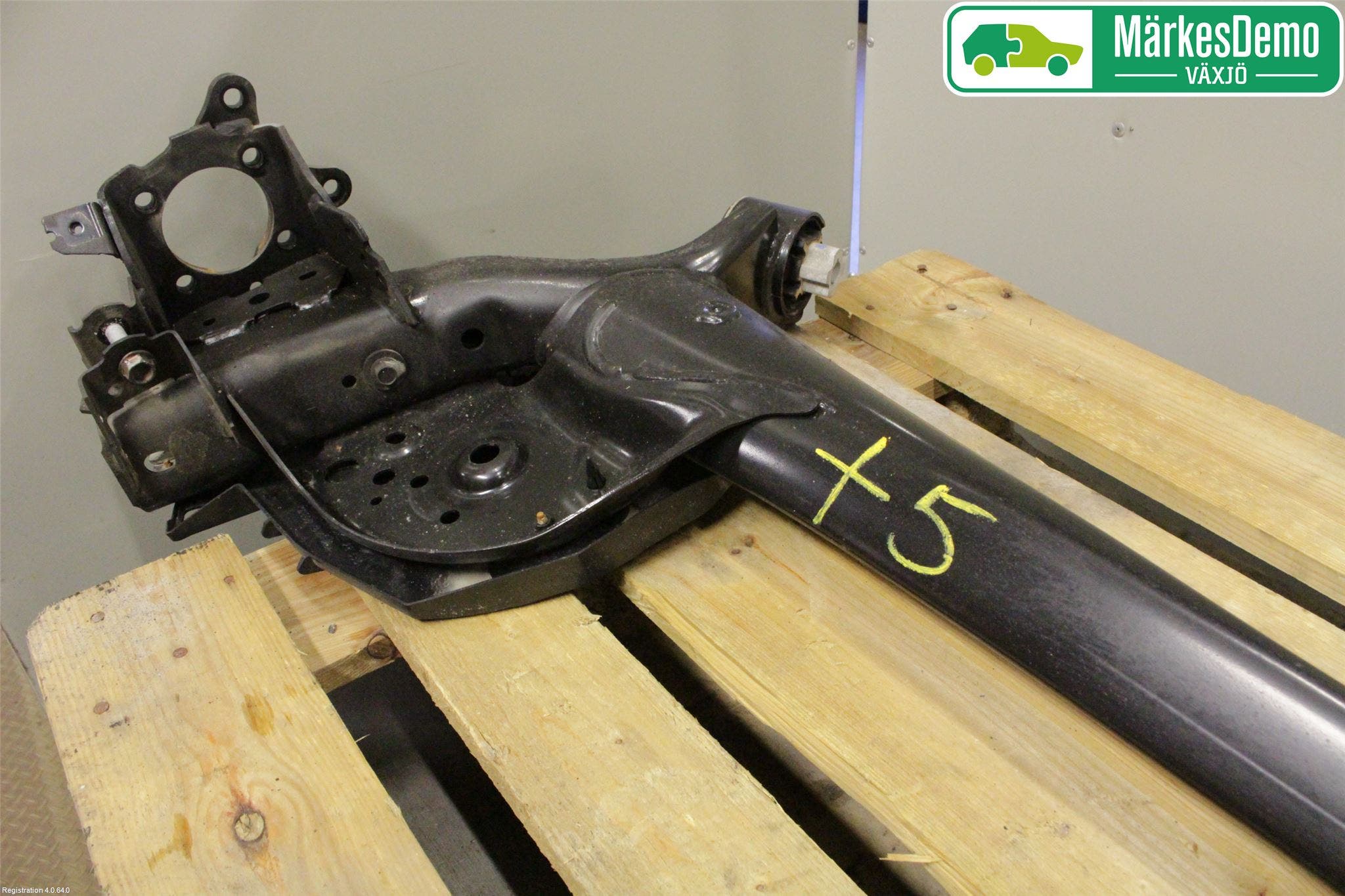 Mazda 3 IV 19- Bakaxelbalk