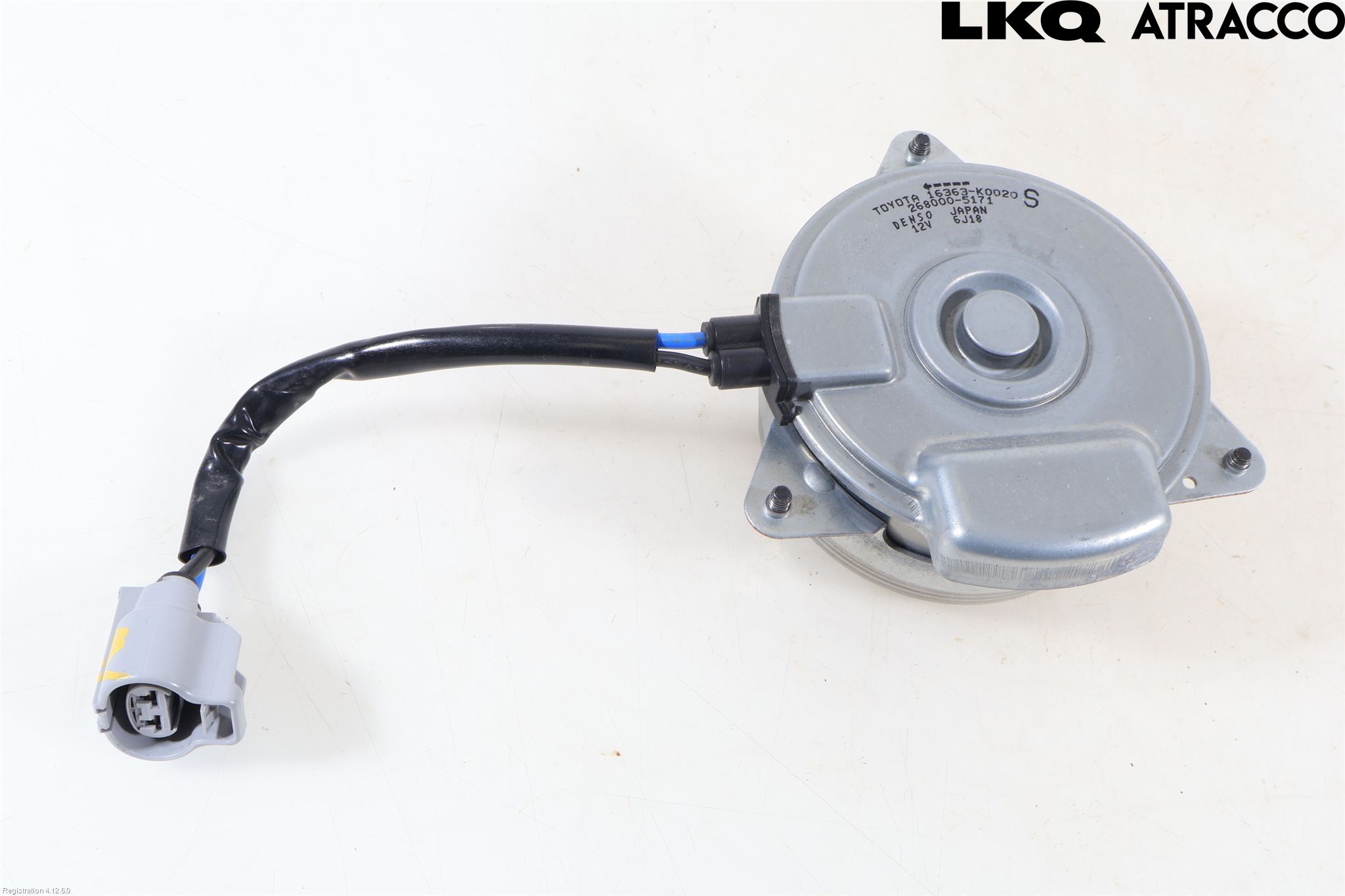 Lexus LBX 24- Kylfläkt El