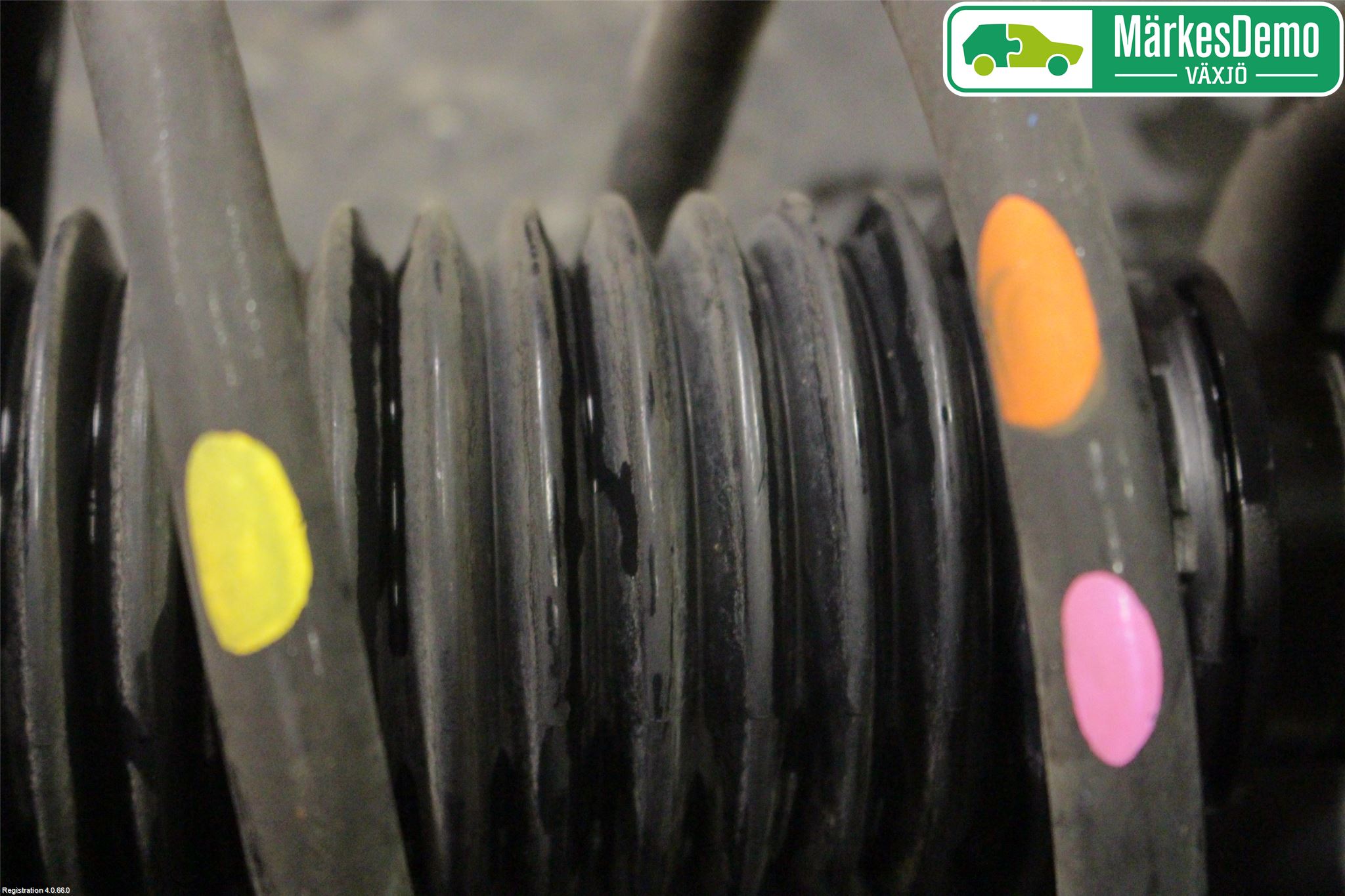 Hyundai i30 PD 17- Fjäderben Fram Höger