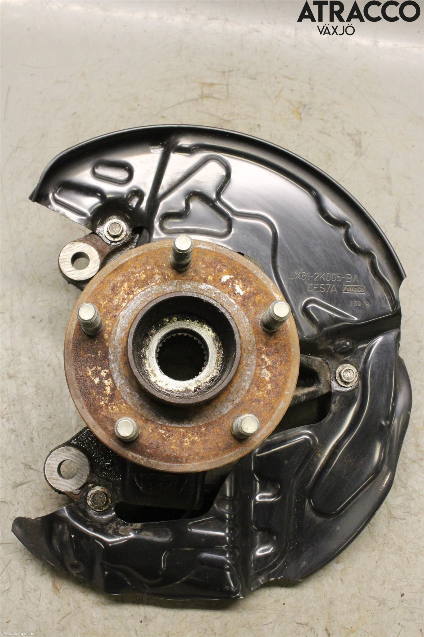 Ford FOCUS 19- Styrspindel Lagerhus Vä