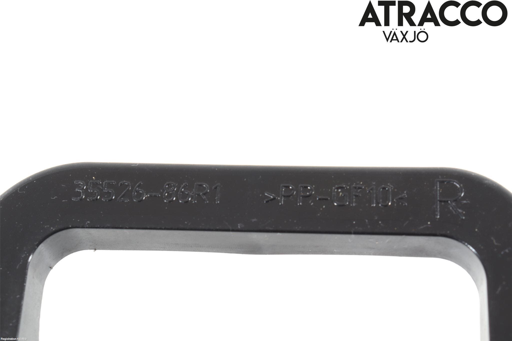 Suzuki VITARA 15- Dimljussarg Fram