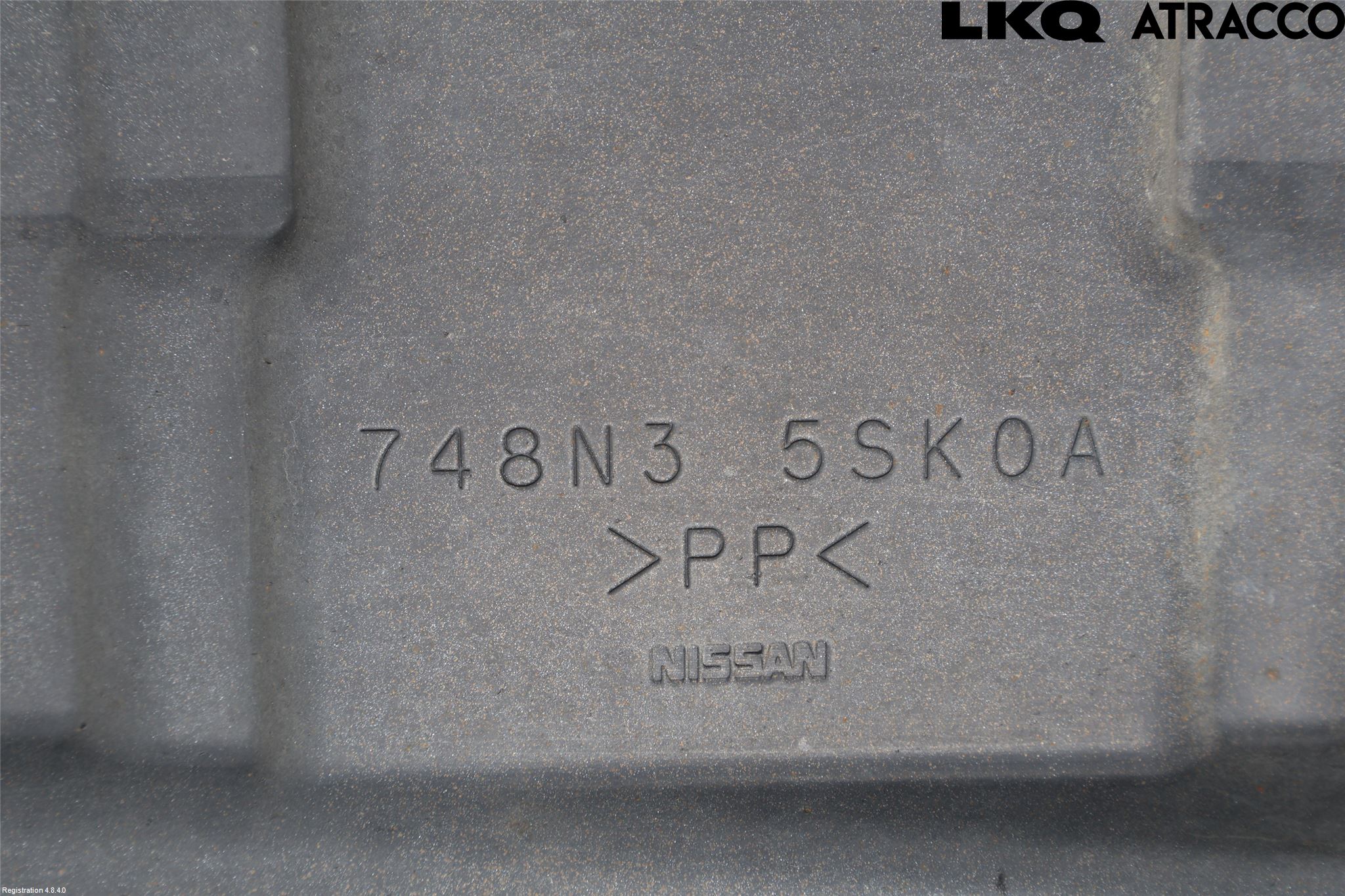 Nissan LEAF 18- Hasplåt Plåt-Plast