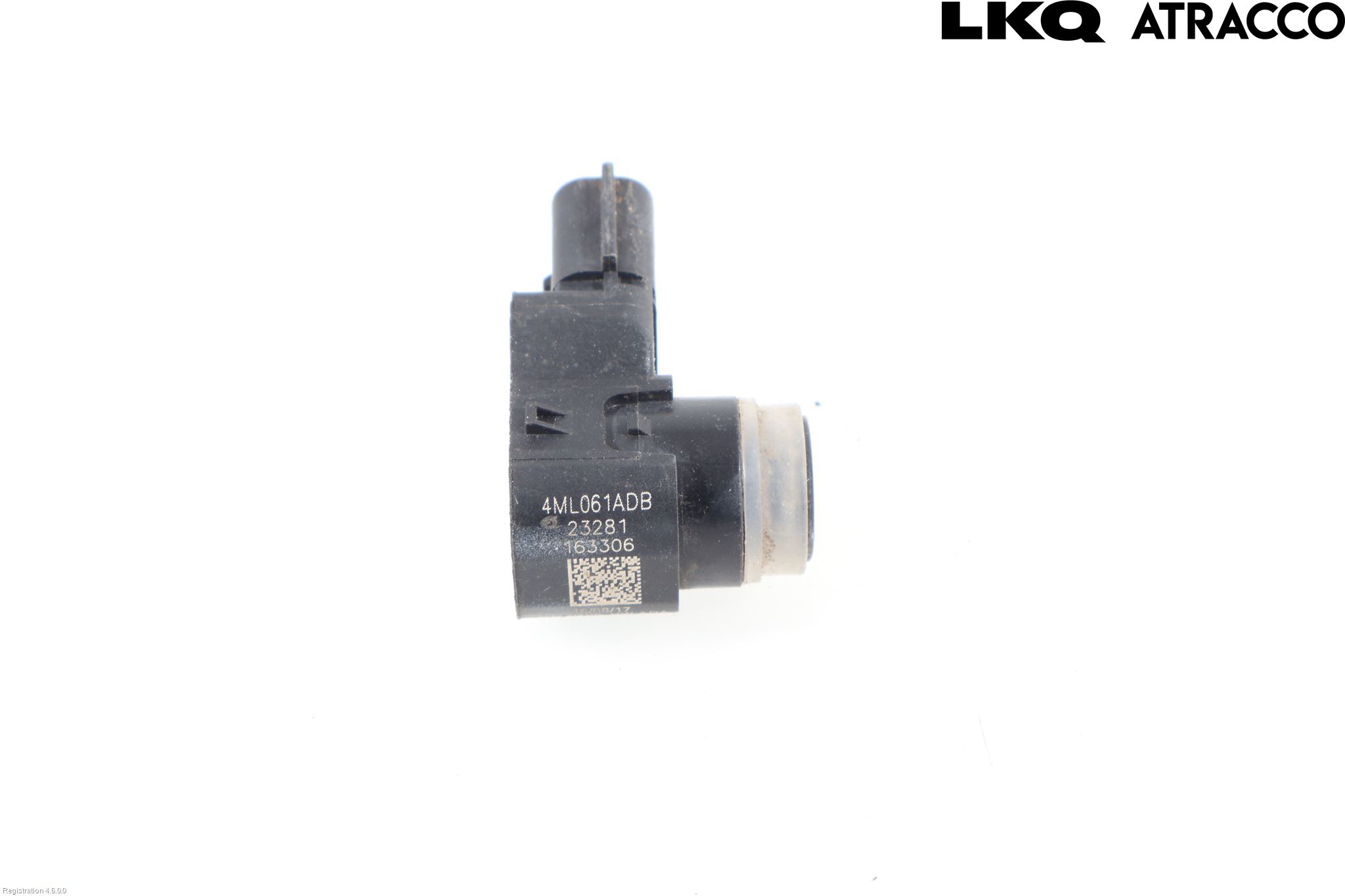 Toyota AVENSIS 16-18 Parkeringshjälp Frontsensor