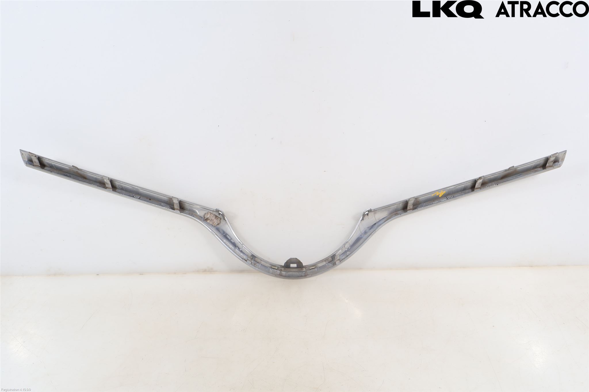 Toyota YARIS XP130 15-20 Grilldel Mitt
