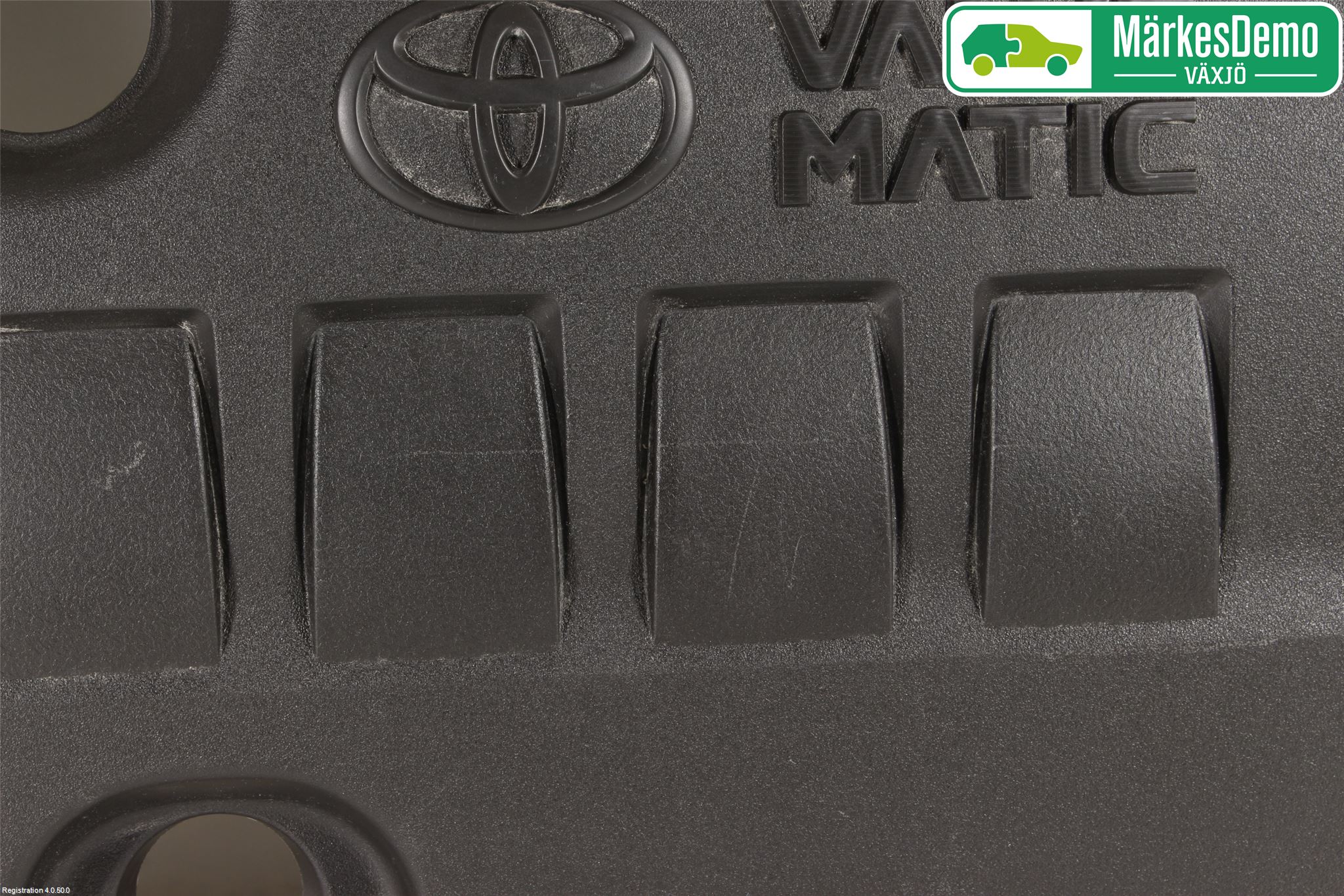 Toyota AVENSIS 16-18 Motorkåpa