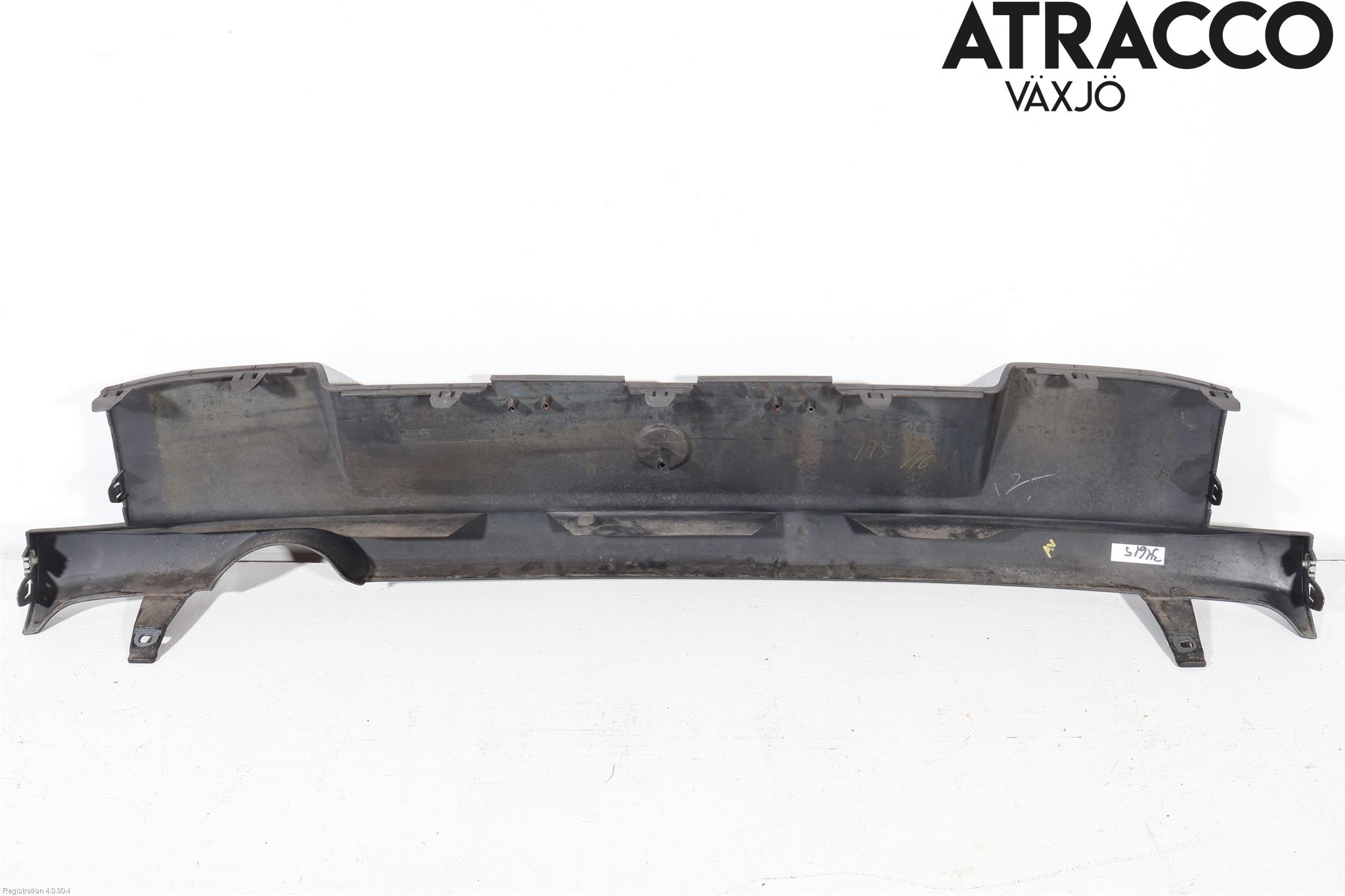 Toyota YARIS P1 03-05 Stötfångarbeklädnad Bak
