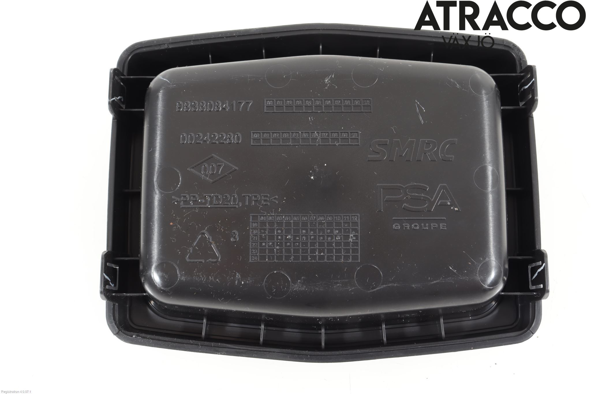 Peugeot 3008 17-24 Instrumentkonsoll Golv