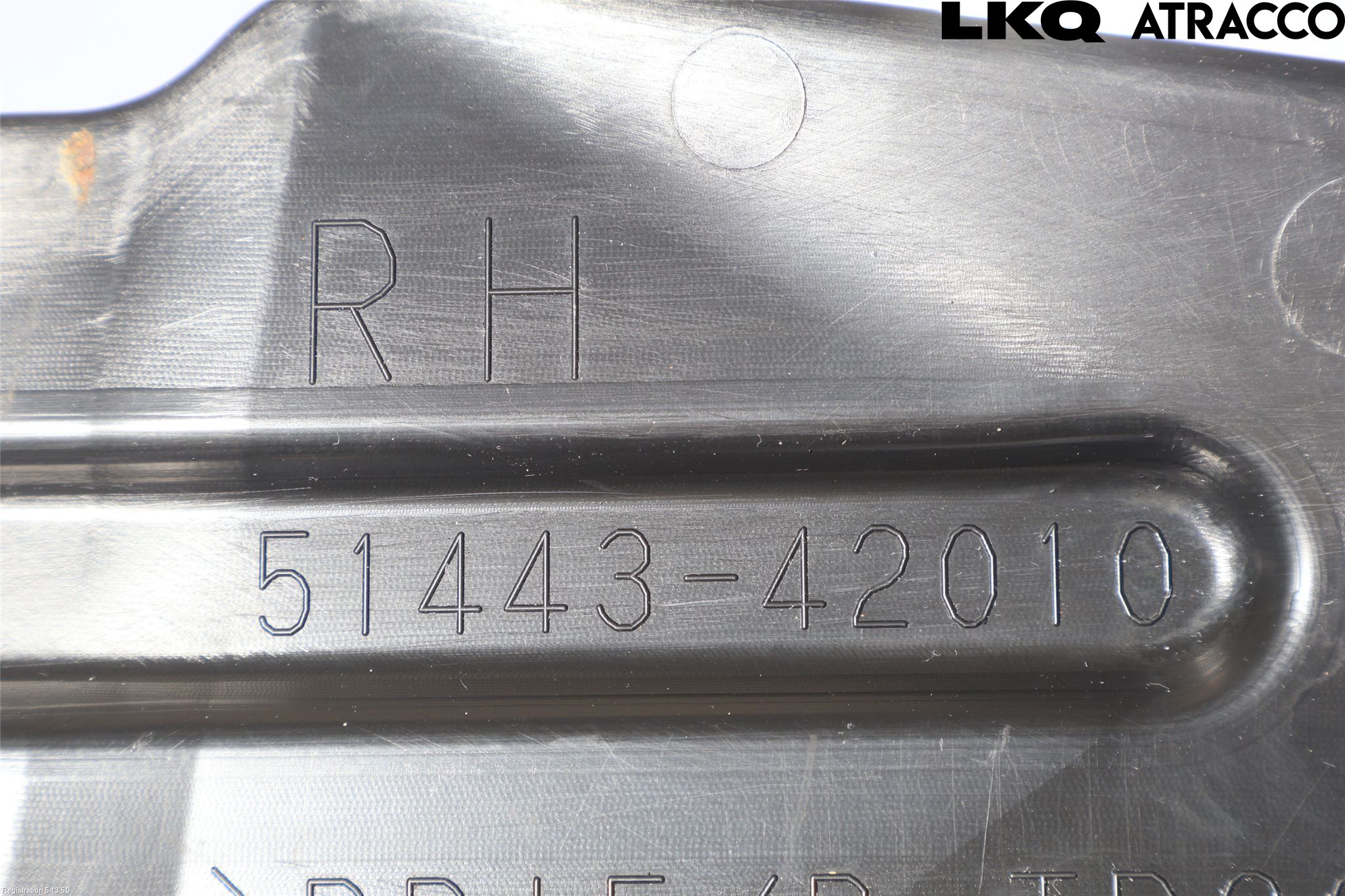 Toyota RAV4 13-18 Hasplåt Plåt-Plast