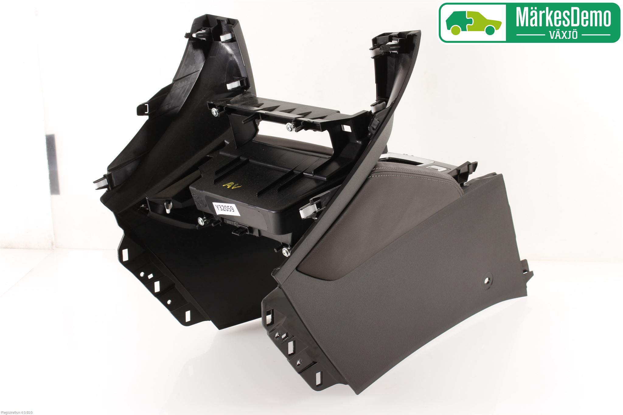 Mazda 6 13- Instrumentkonsoll Golv