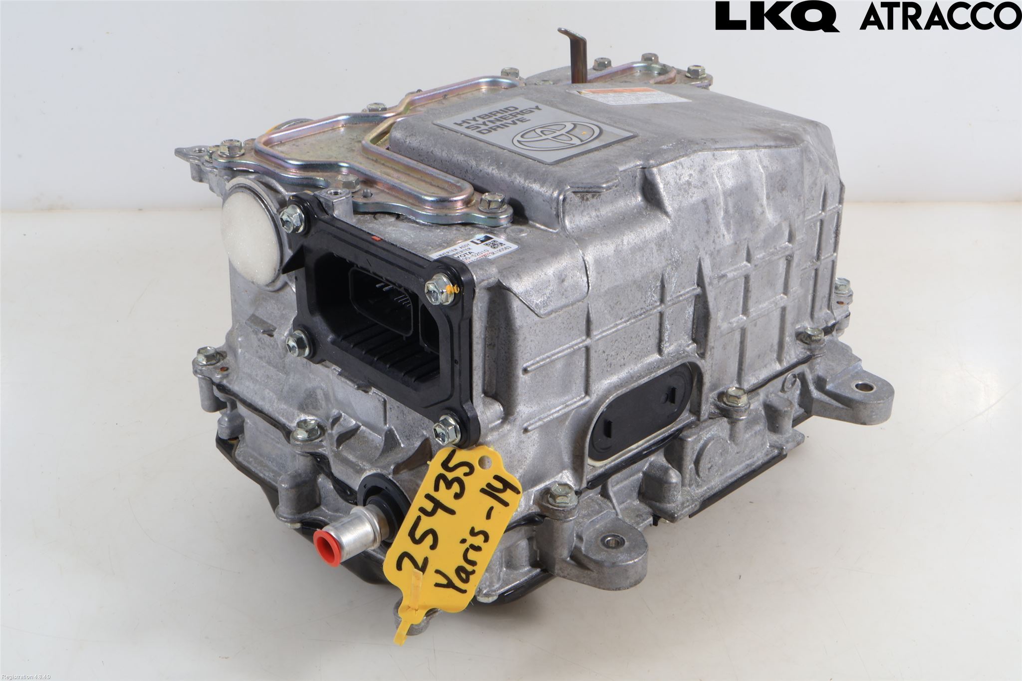 Toyota YARIS XP130 12-14 Hybridconverter