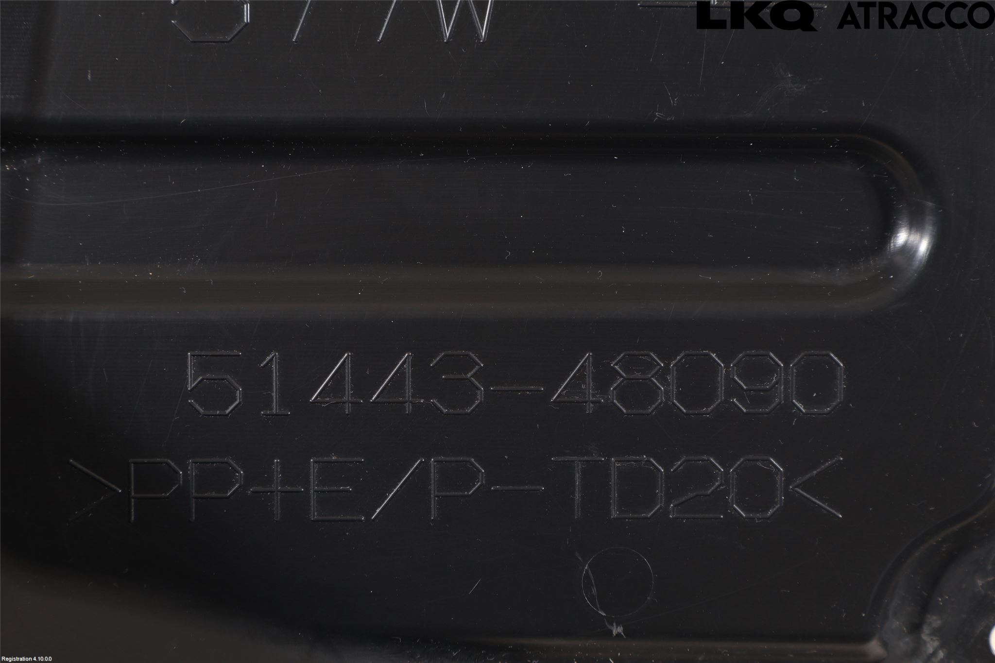 Toyota RAV4 13-18 Hasplåt Plåt-Plast