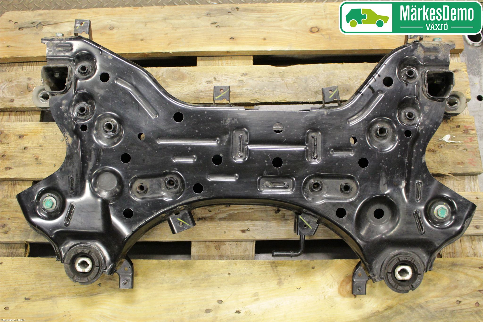 Hyundai TUCSON 05- Framvagnsbalk