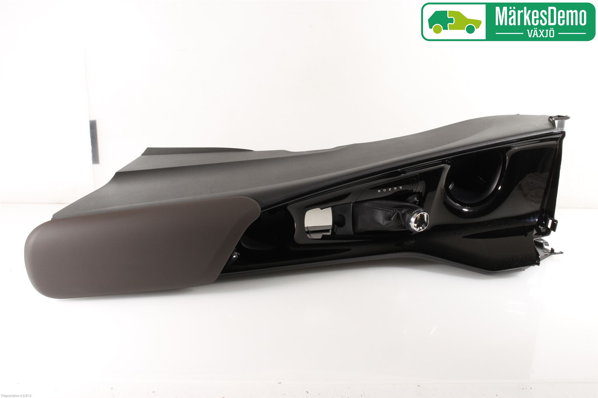 Toyota C-HR 16-23 Instrumentkonsoll Golv