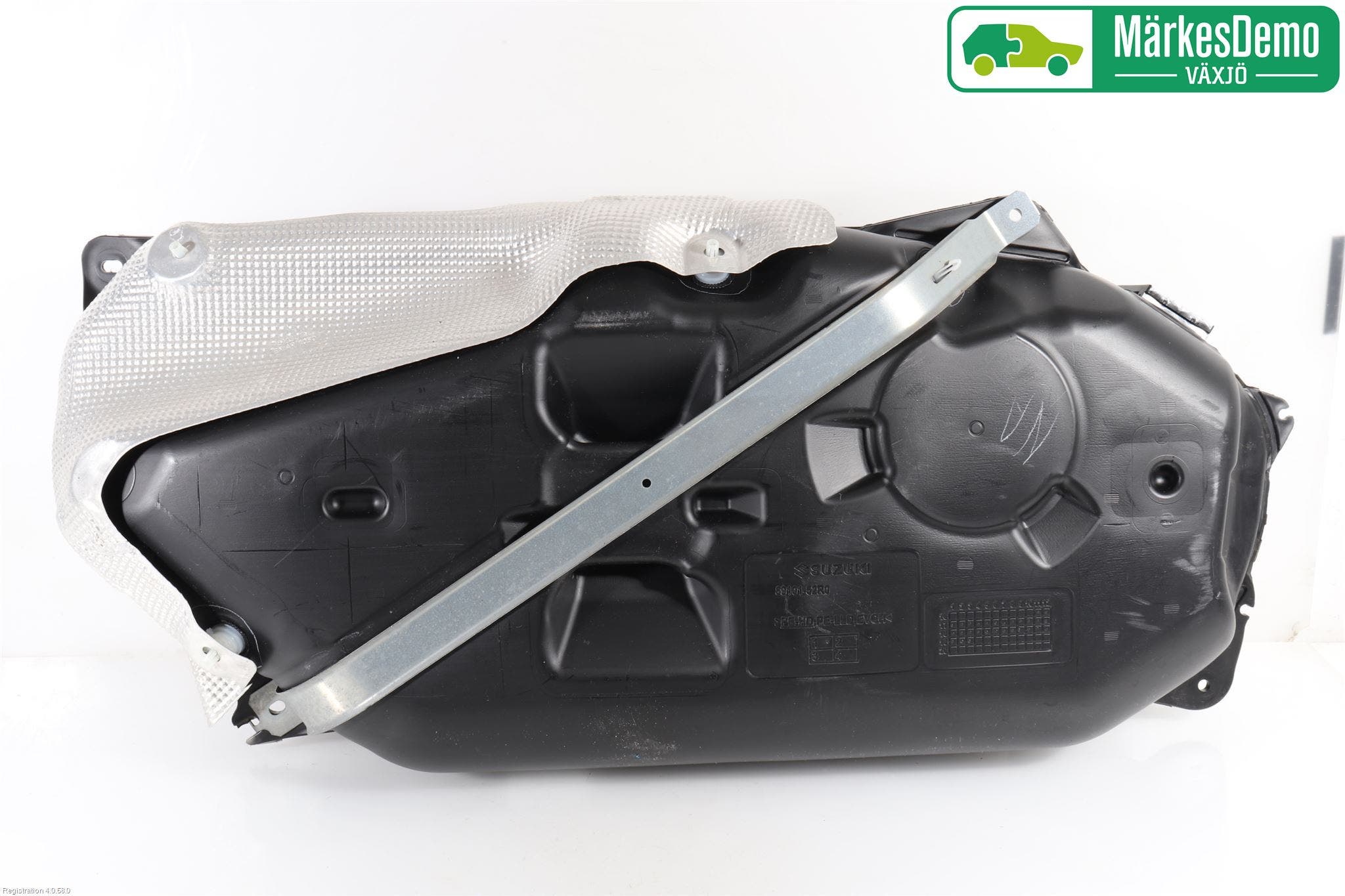 Suzuki SWIFT 17-24 Bränsletank Insprutning