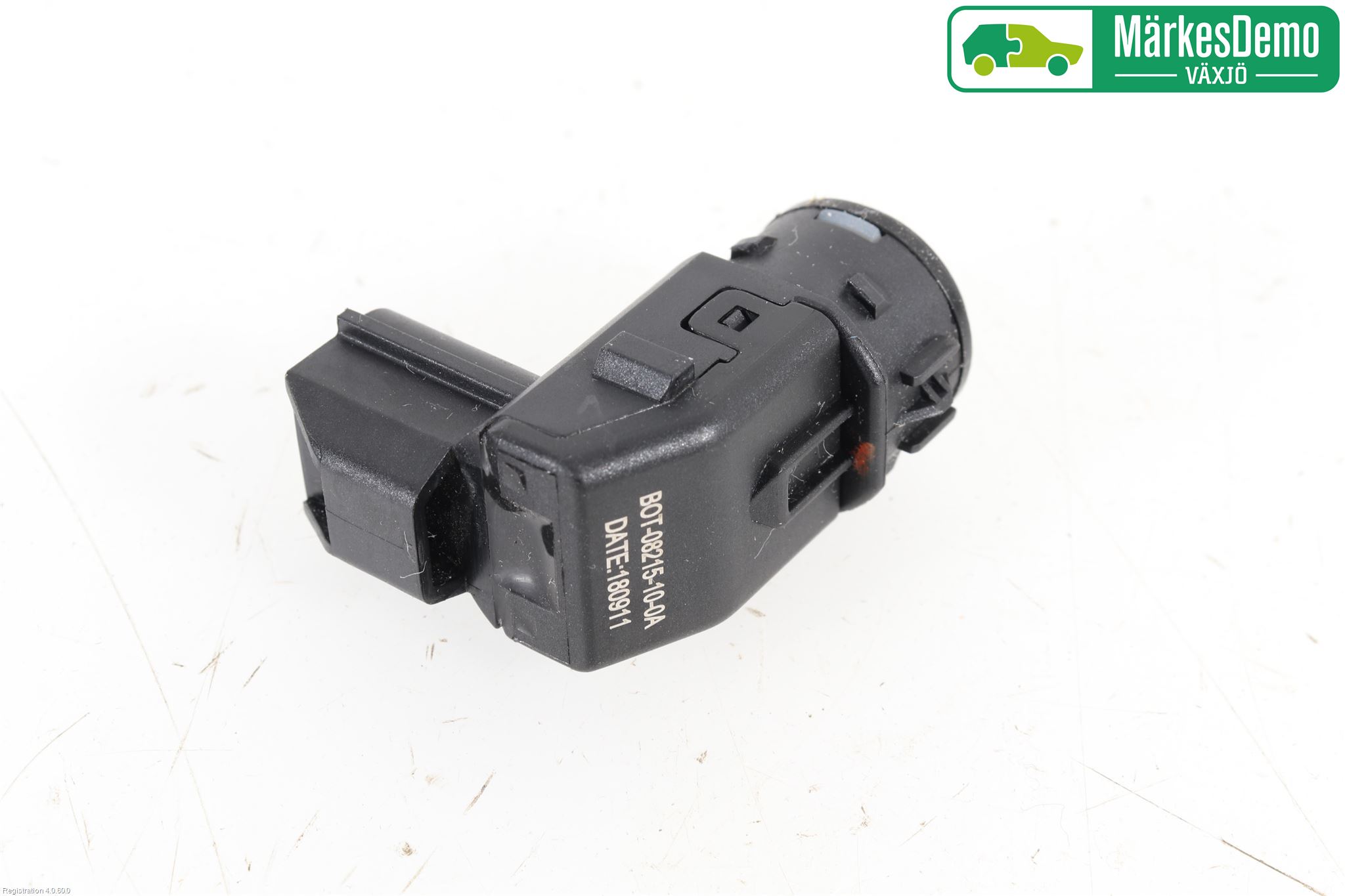 Suzuki VITARA 15- Parkeringshjälp Frontsensor