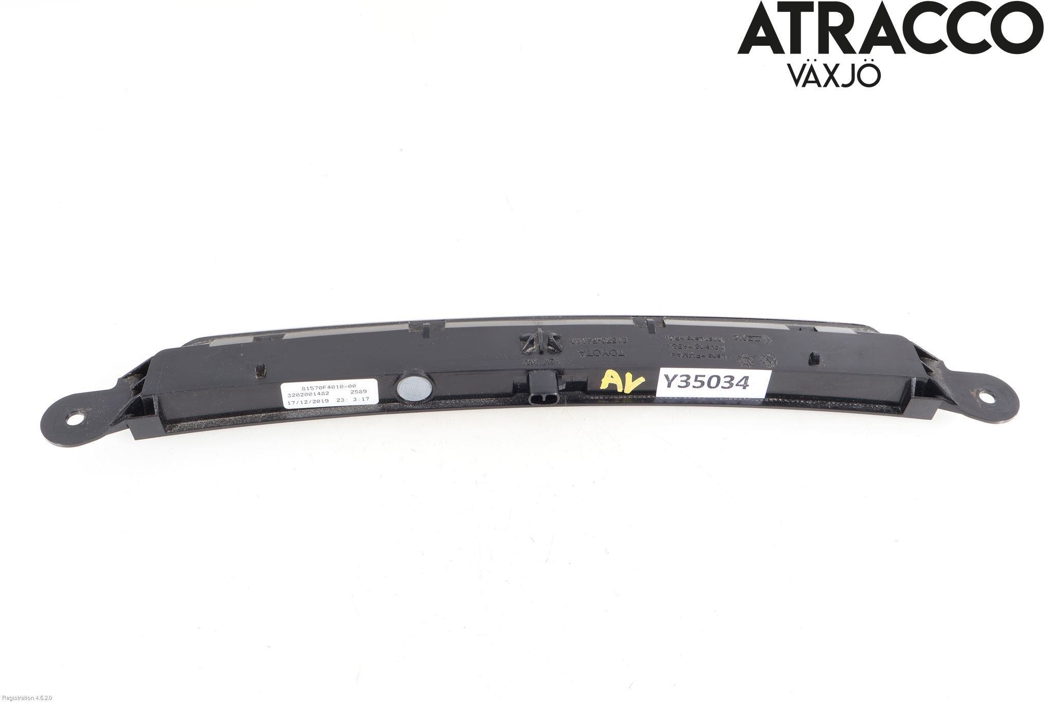 Toyota C-HR 16-23 Bromsljus Bakruta