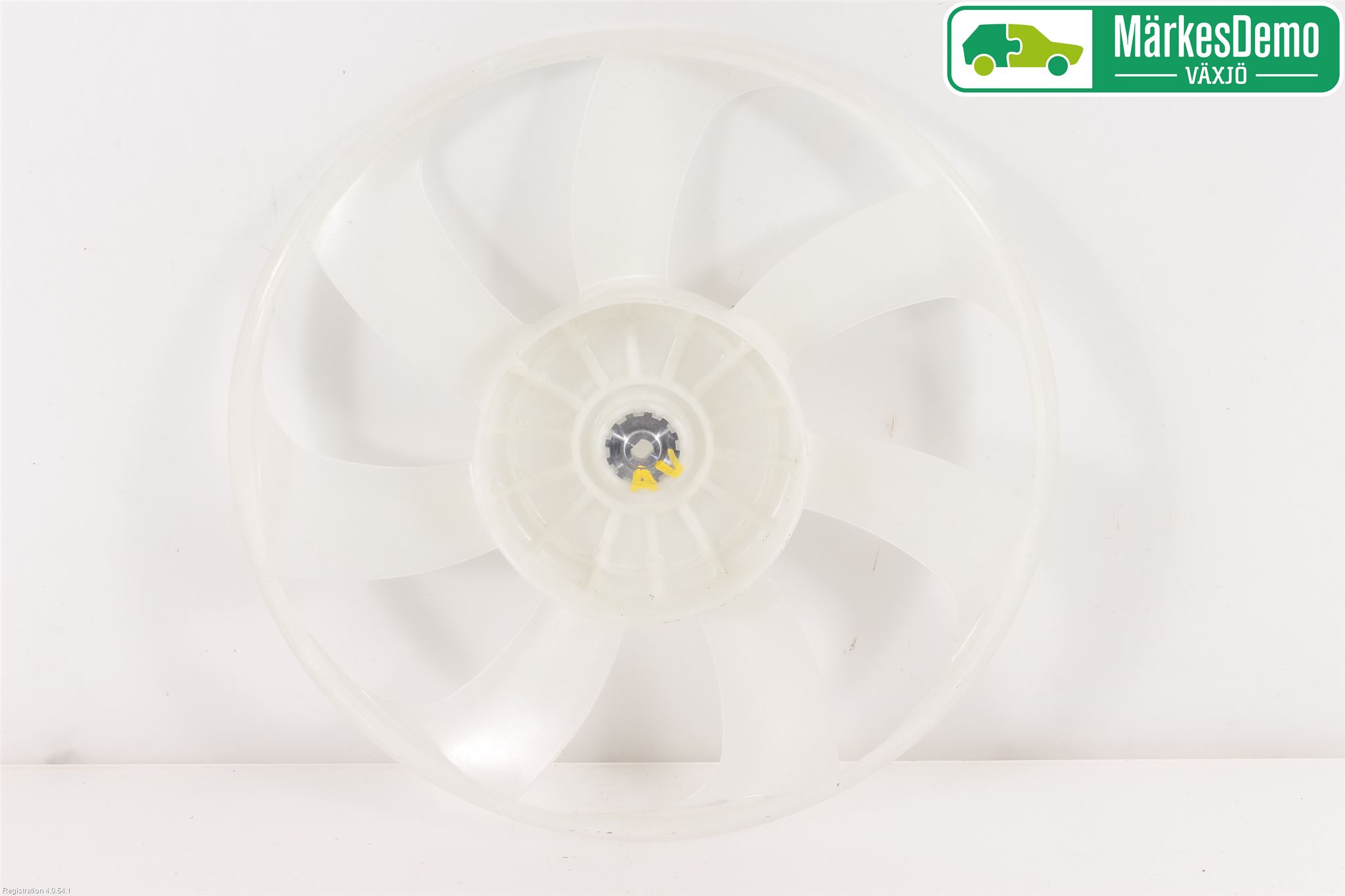 Toyota AURIS 13-19 Kylfläkt-Vinge