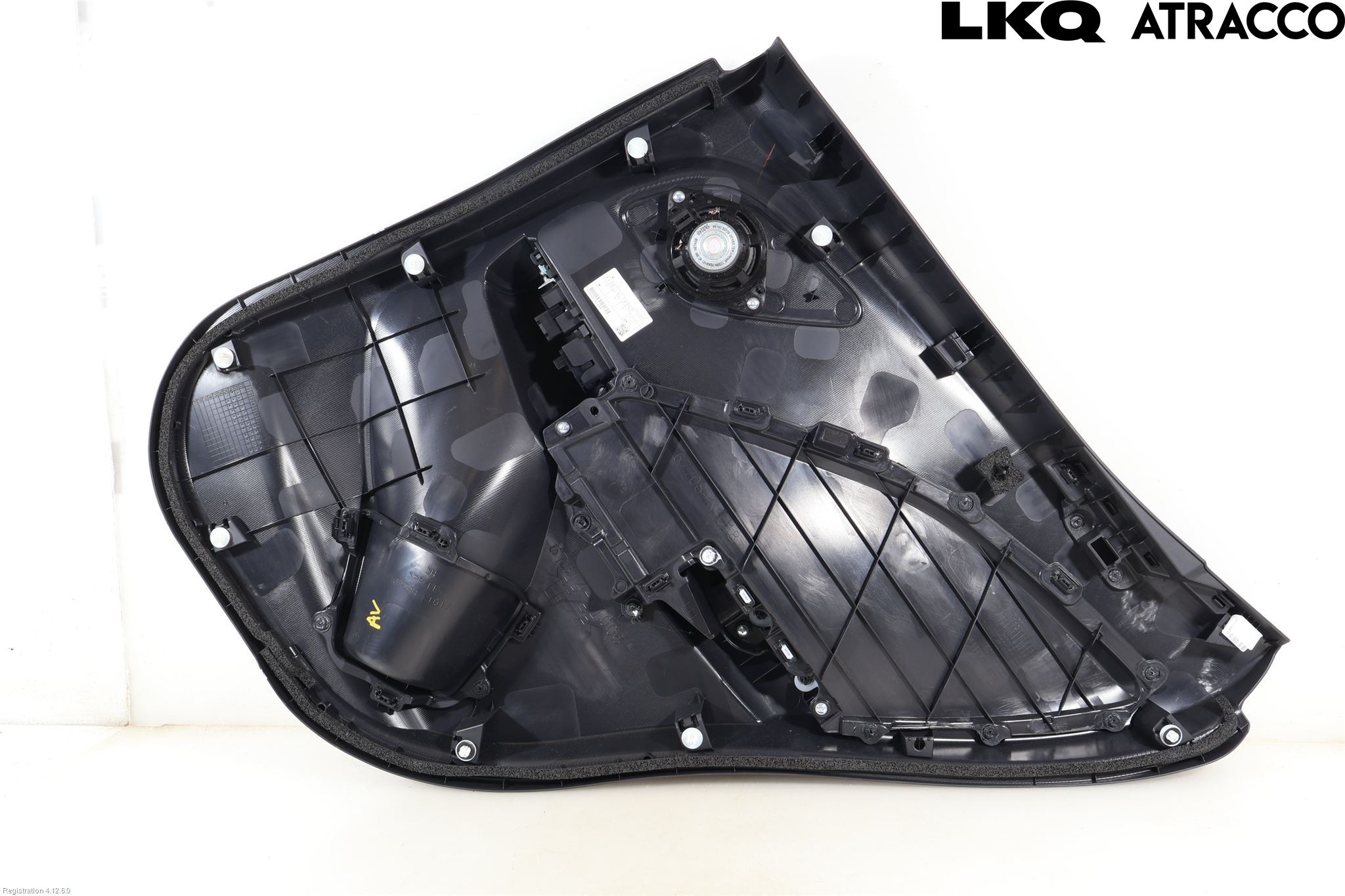 Lexus LBX 24- Dörrklädsel Vä