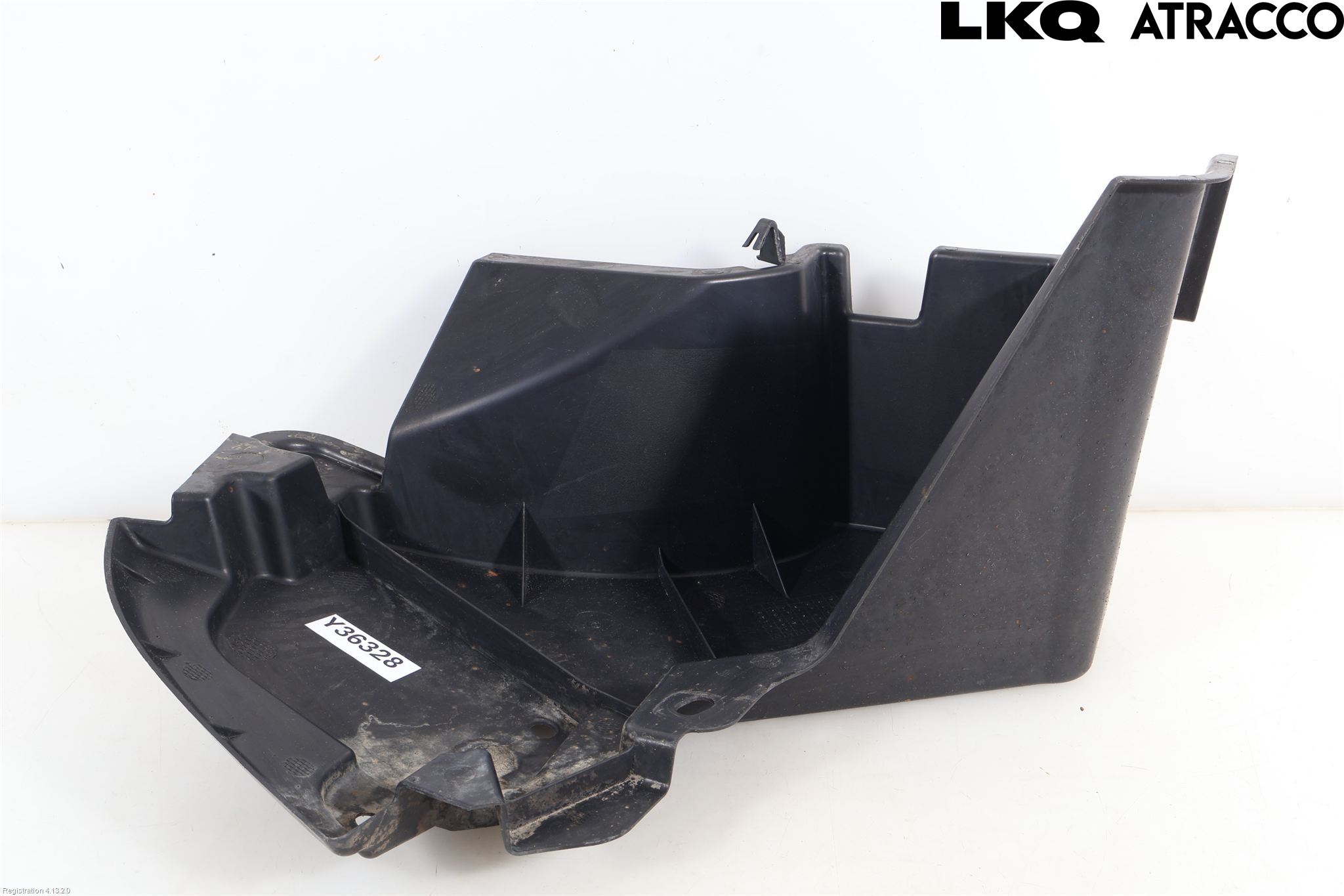 Toyota AURIS 13-19 Hasplåt Plåt-Plast