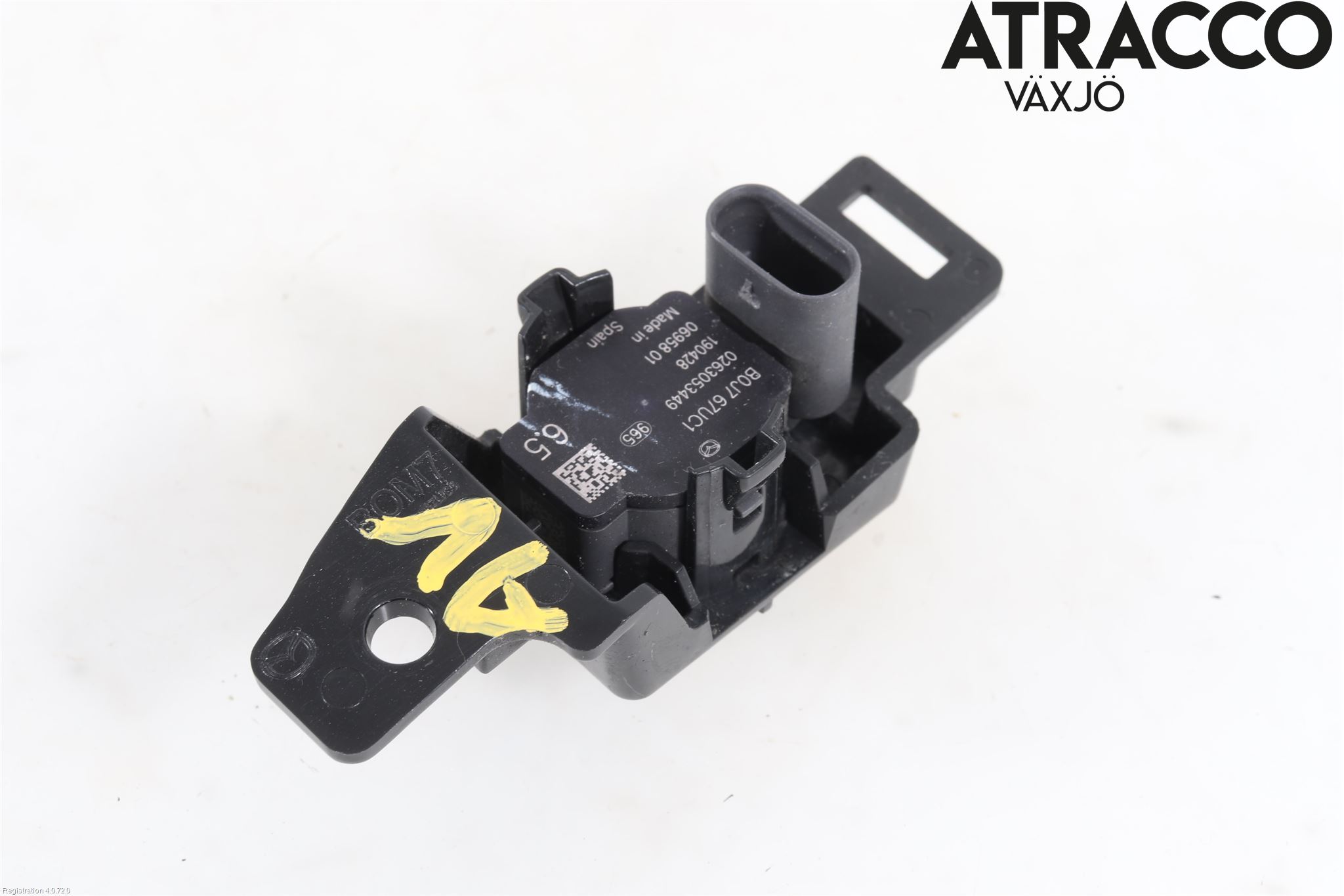 Mazda 3 IV 19- Parkeringshjälp Frontsensor